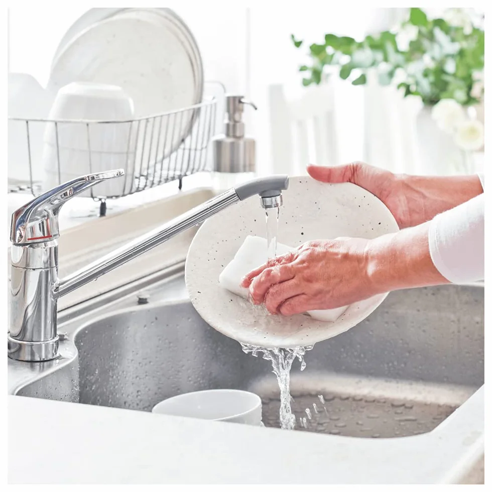 Fairy Płyn do mycia naczyń, 100% naturalny zapach lawendy i rozmarynu z skuteczną formułą do czystych naczyń i rozpuszczania tłuszczu, 430 ml