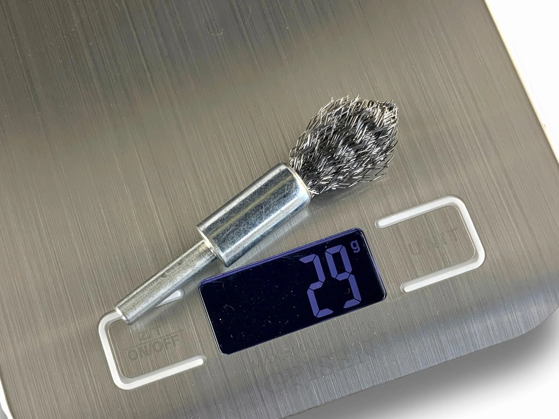 KIBROS 20TC12Px3 zestaw 3 szczotek drucianych ze spiczastym końcem na trzonku | Ø 12 mm | stal twarda 0,40 mm | kształt końcówki | do wiertarki lub wiertarko-wkrętarki | szczotkowanie i bejcowanie |