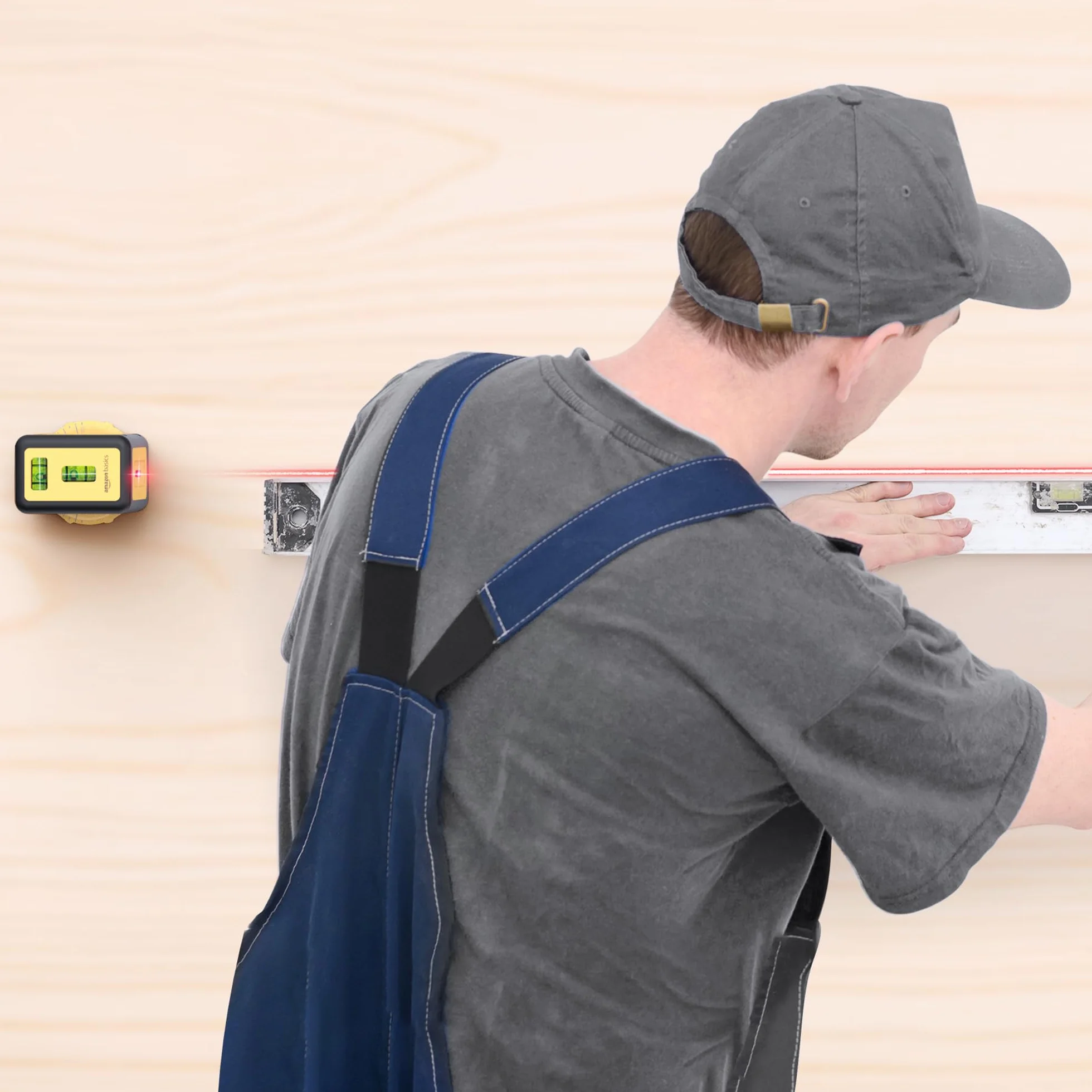 Amazon Basics – poziomica laserowa klasy II obracana o 360 stopni z dwiema bardzo dużymi libellami z podświetleniem, 3 m, laser, żółto-czarna.