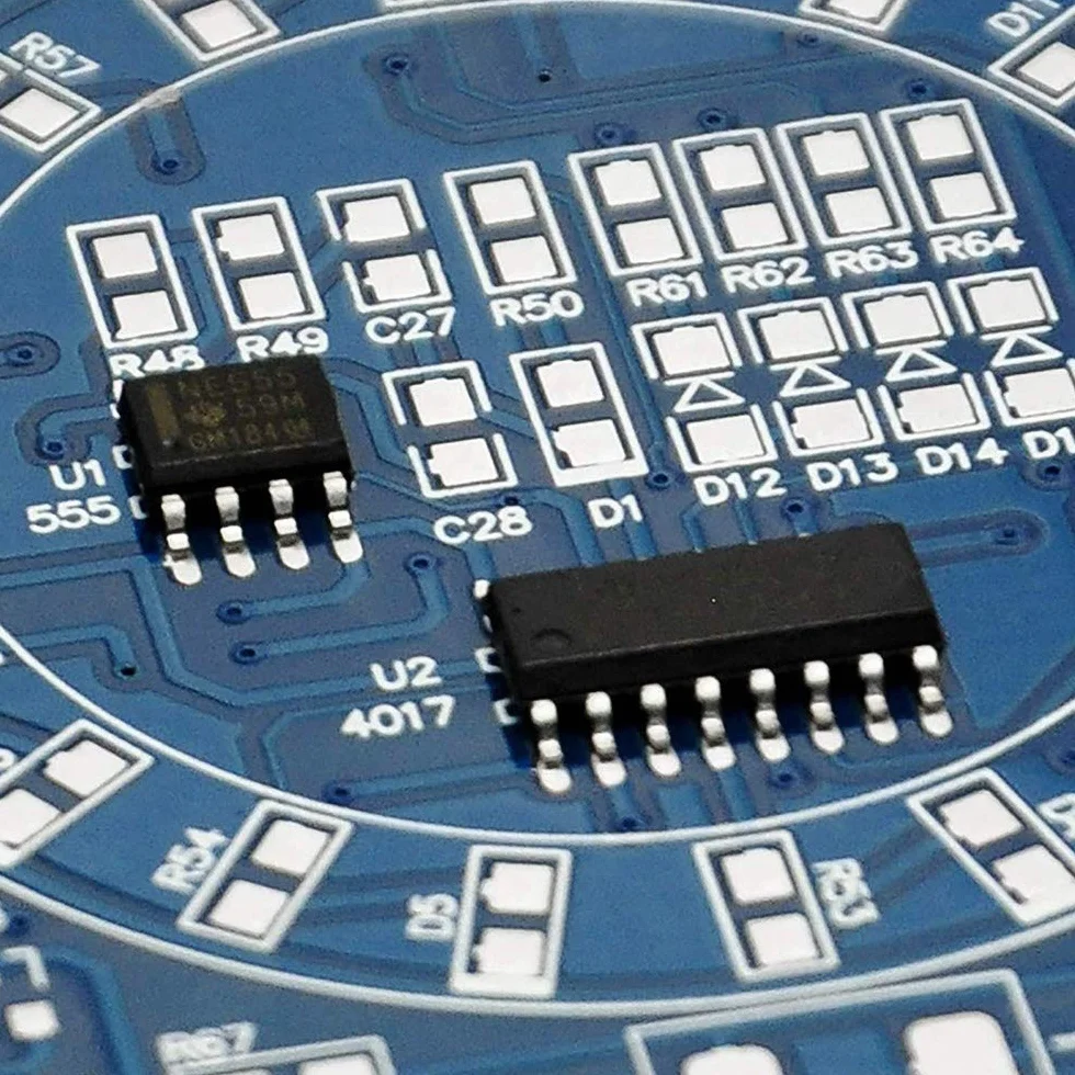 SMD zestaw do ćwiczeń lutowania DIY SMD SMT komponenty CD4017 obrotowy NE555 - ćwiczenia lutowania deska do ćwiczeń DIY