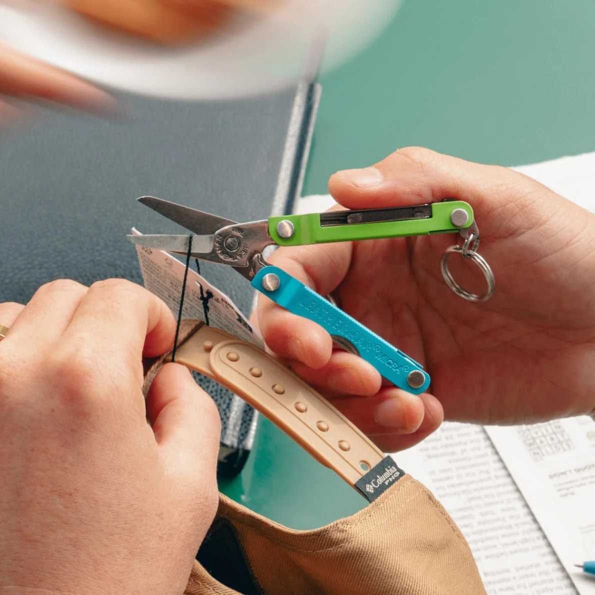 Leatherman Micra - Stalowe Narzędzie Wielofunkcyjne do Kluczy z Nożyczkami i 9 Narzędziami, Teal Twist
