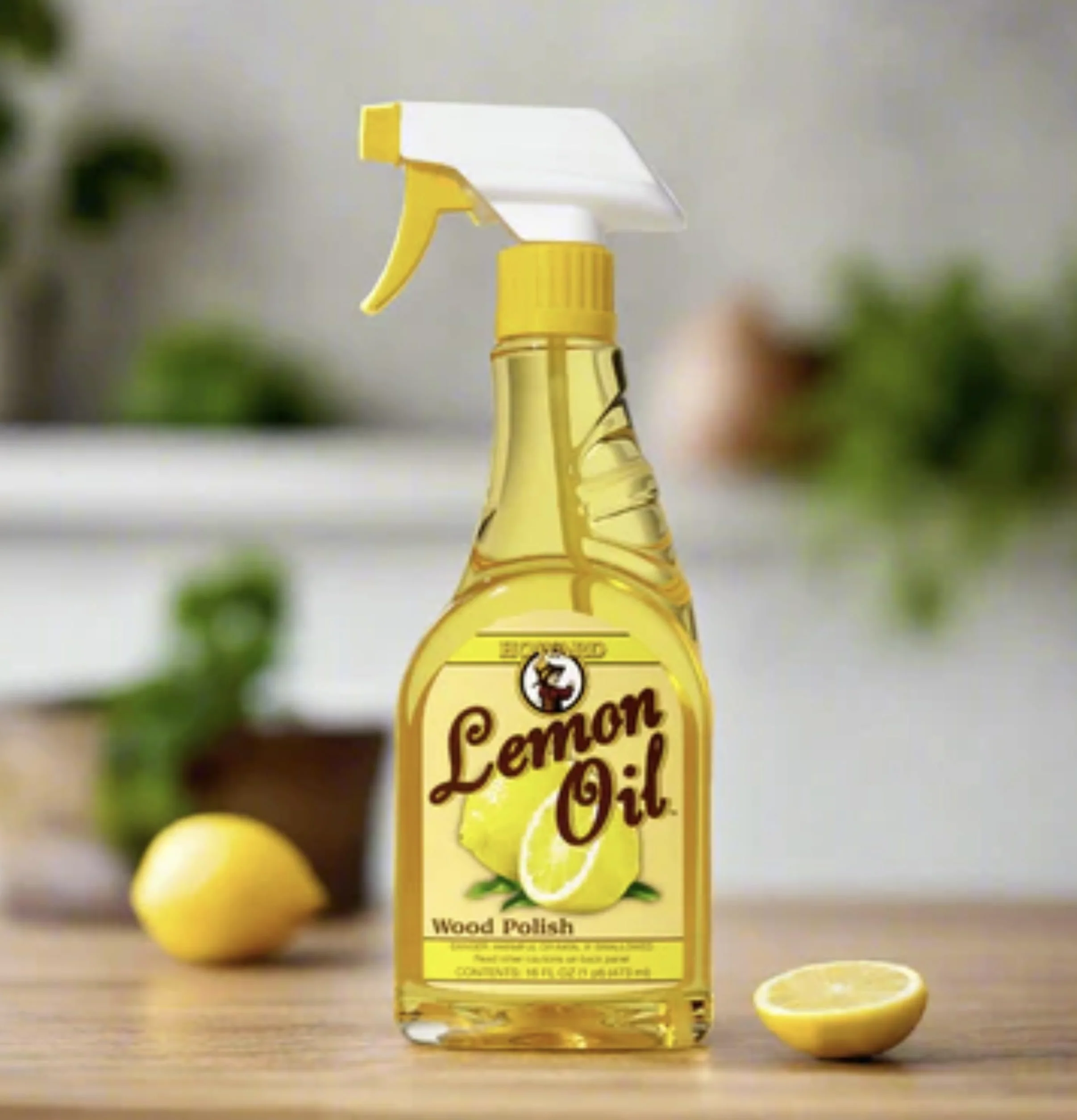 Howard olejek cytrynowy środek do czyszczenia mebli w sprayu do przedmiotów drewnianych przy użyciu prawdziwych olejków cytrusowych, 236 ml