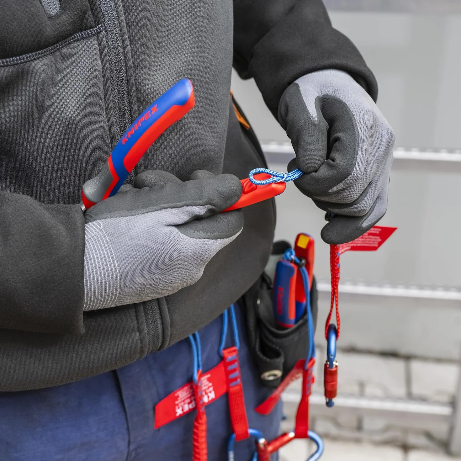 KNIPEX Szczypce wydłużone dla elektryków z rękojeściami Comfort 160 mm, 13 02 160