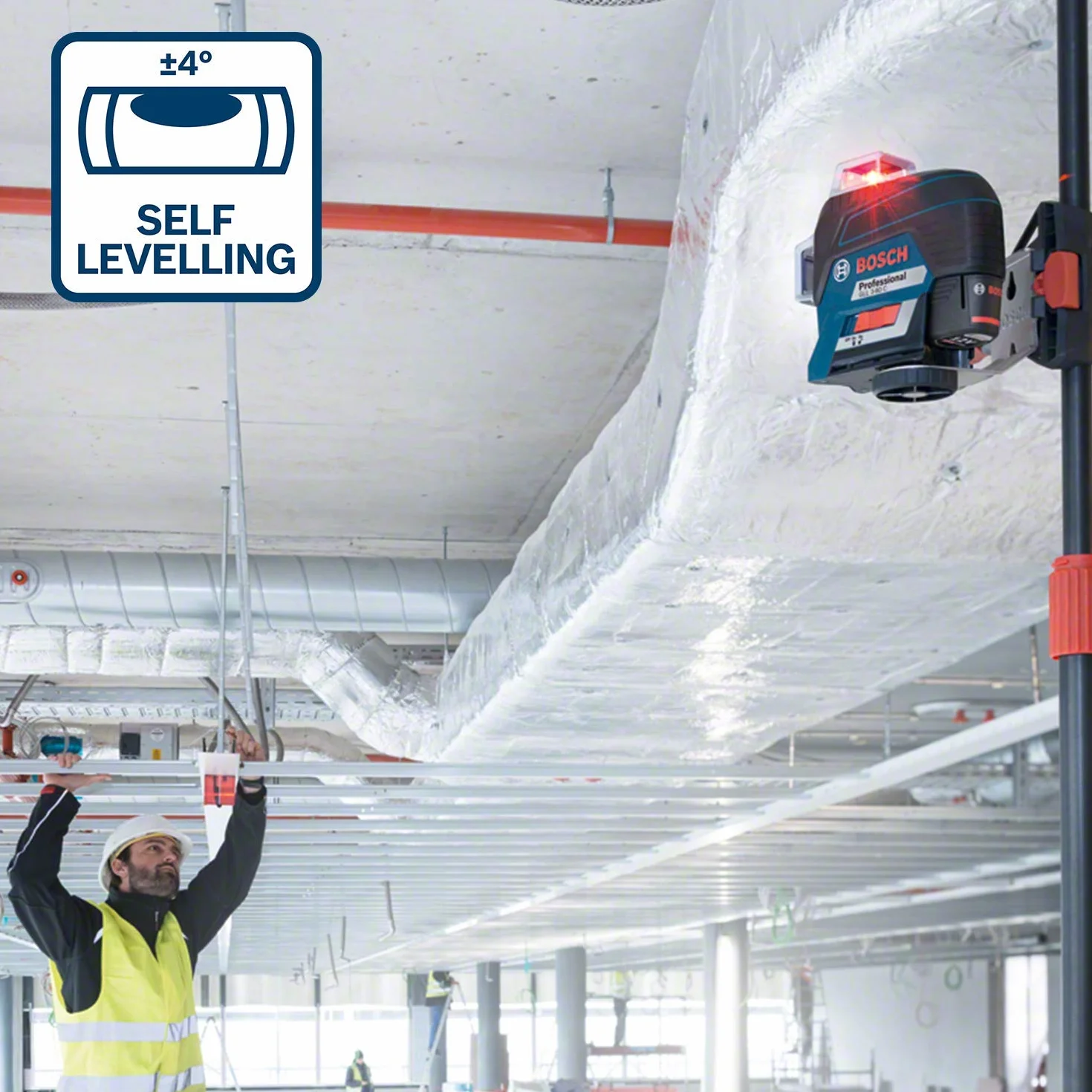 Bosch Professional Laser liniowy GLL 3-80 C (czerwona wiązka, do pracy w pomieszczeniach, współpraca z aplikacją, zasięg pracy: 30 m, 4 baterie AA)