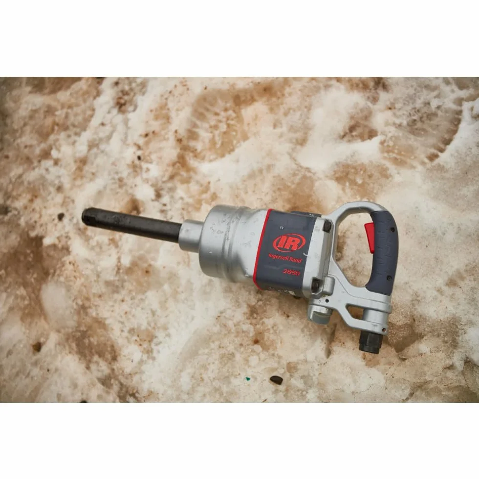 Ingersoll Rand 2850MAX-6 Pneumatyczny Klucz Udarowy, 1 Cal, Przedłużone Kowadło, 6 Calowe Przedłużenie, Lekka Konstrukcja, 2847 Nm Momentu Obrotowego i 5500 RPM, Regulowany Uchwyt