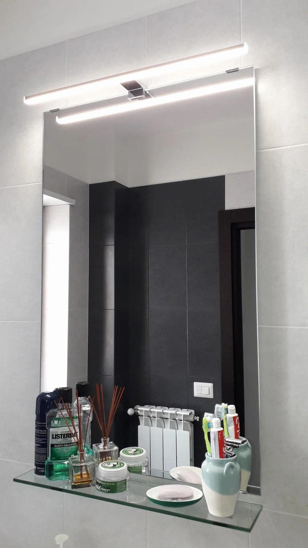 Oświetlenie lustra LED łazienka 10W 820LM 60cm neutralna biel 4000K Azhien, Slim 14mm szerokość montaż 3w1 IP44 230V kinkiet lampa lustrzana 600mm, bez migotania lampki lustrzane szafki łazienkowej