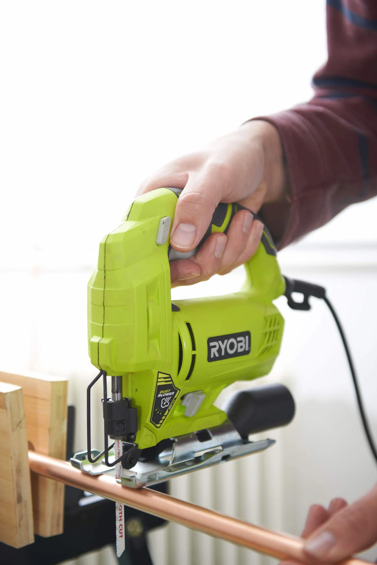 Ryobi Wyrzynarka RJS720-G (500 W, wysokość podnoszenia 19 mm, ergonomiczna konstrukcja, piła z prowadnicą, 1 brzeszczot piły, prędkość obrotowa biegu jałowego 0-3000 min-1) 5133002223