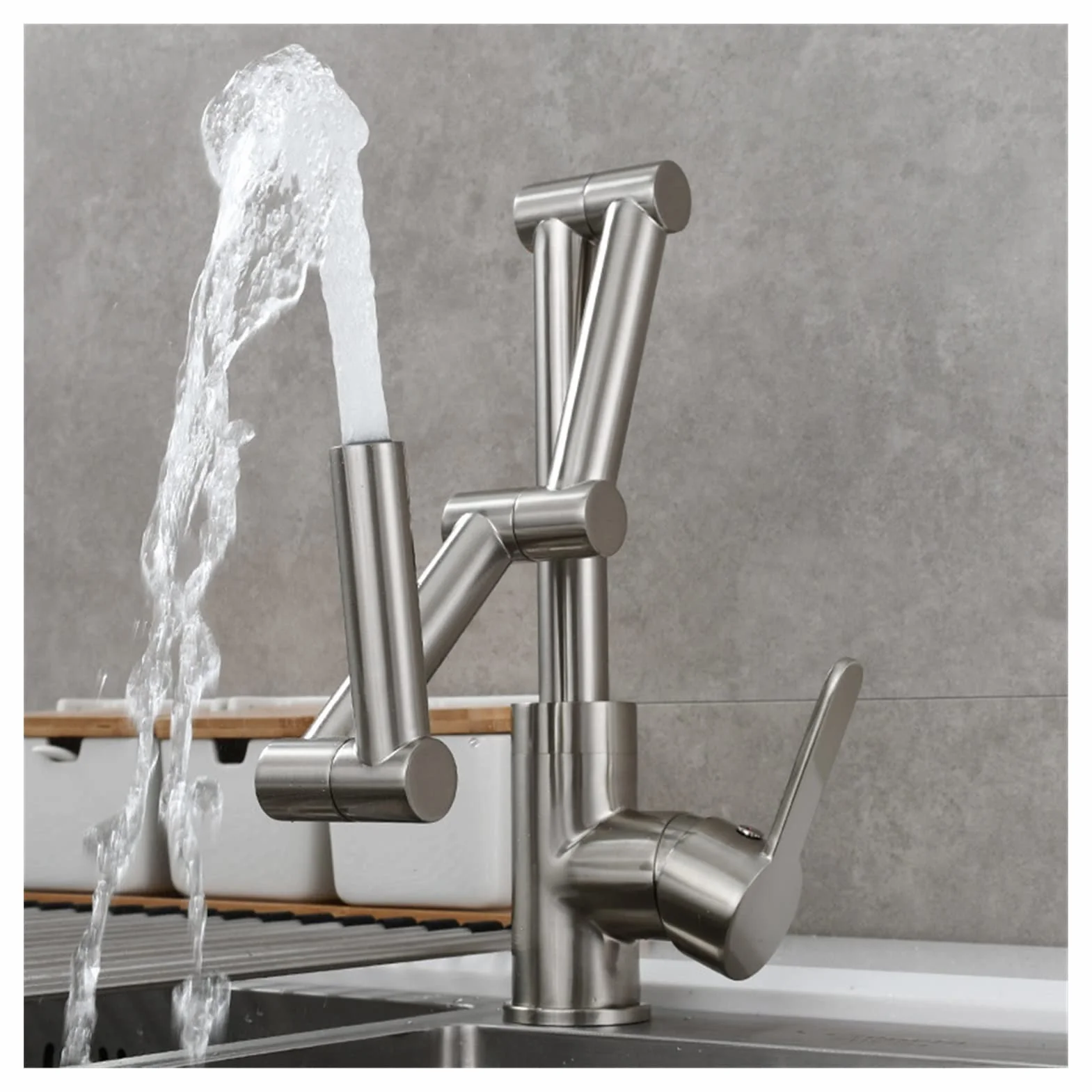 Elastyczny kran Obrotowy, Copper Folding Kitchen Faucet Waszyny Umywalka Siły Chowany Hot and Cold Siedzi Uniwersalny obrotowy kran(Chrome)