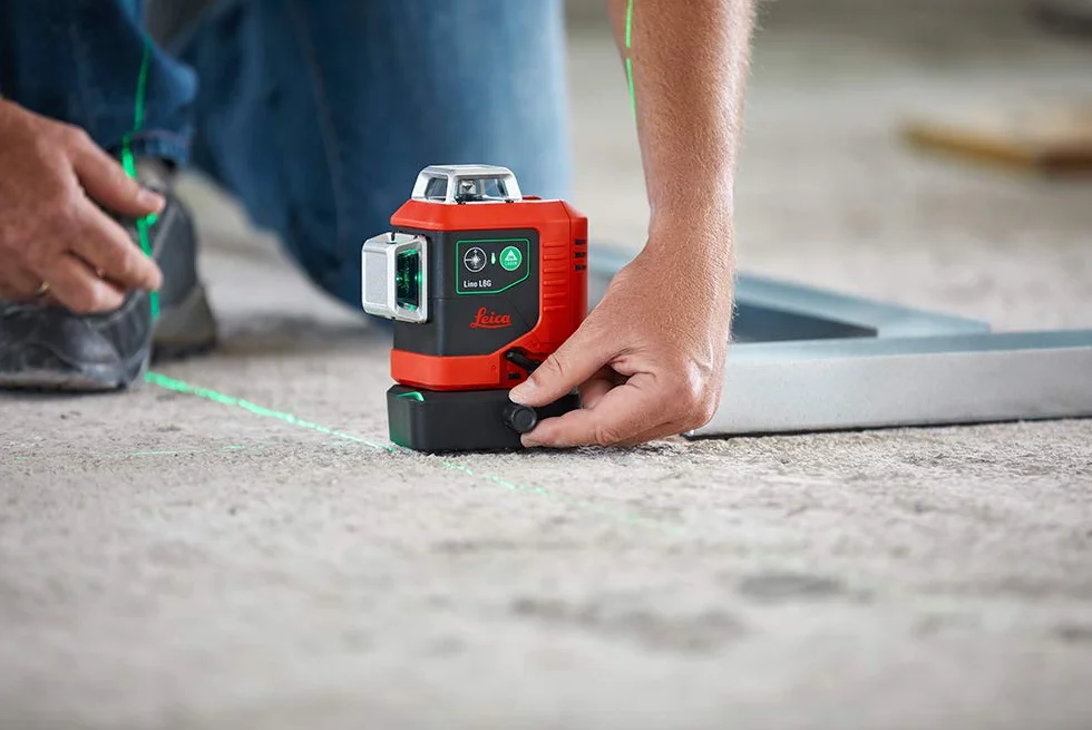 Leica Lino L6Gs – 3 x 360 stopni laser liniowy z akumulatorem litowo-jonowym i ładowarką w torbie (zielony laser, obszar roboczy: 35 m)