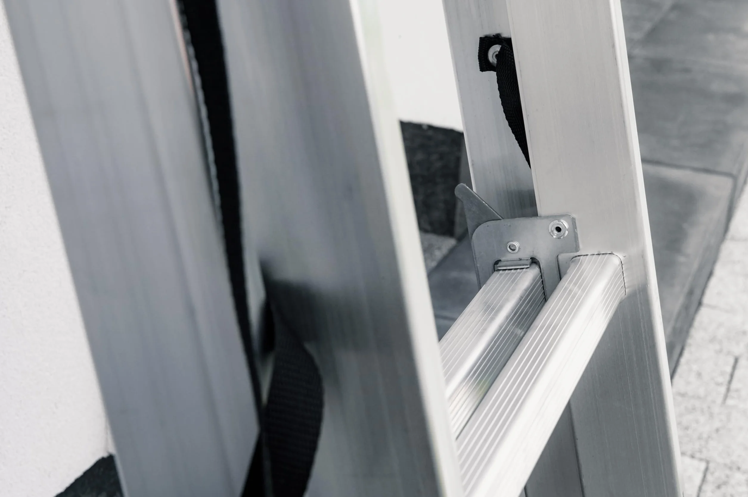 Drabina aluminiowa przemysłowa 3x9 udźwig 150 kg Drabest