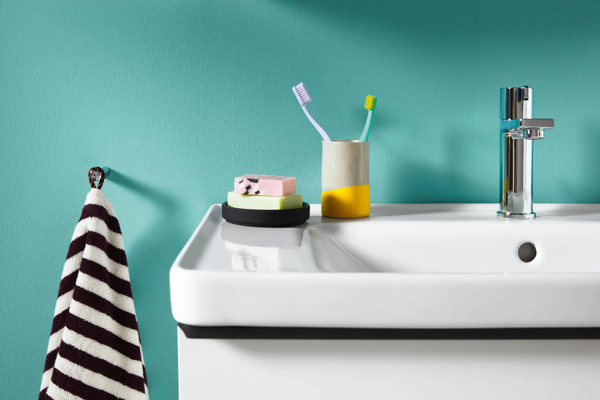 Duravit D-Neo Umywalka łazienkowa, Rozmiar M (wysokość ust 110 mm), Mikser umywalka łazienka z przesączkiem, chrom