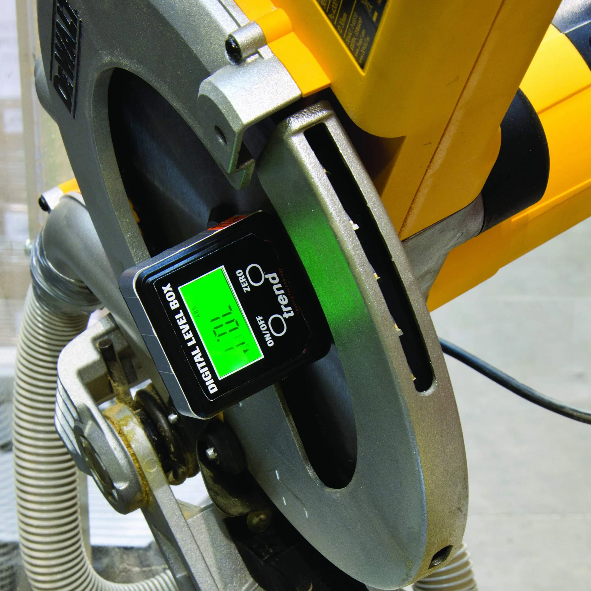 Trend Digital Level Box DLB - magnetyczny celownik kątowy podstawa magnetyczna