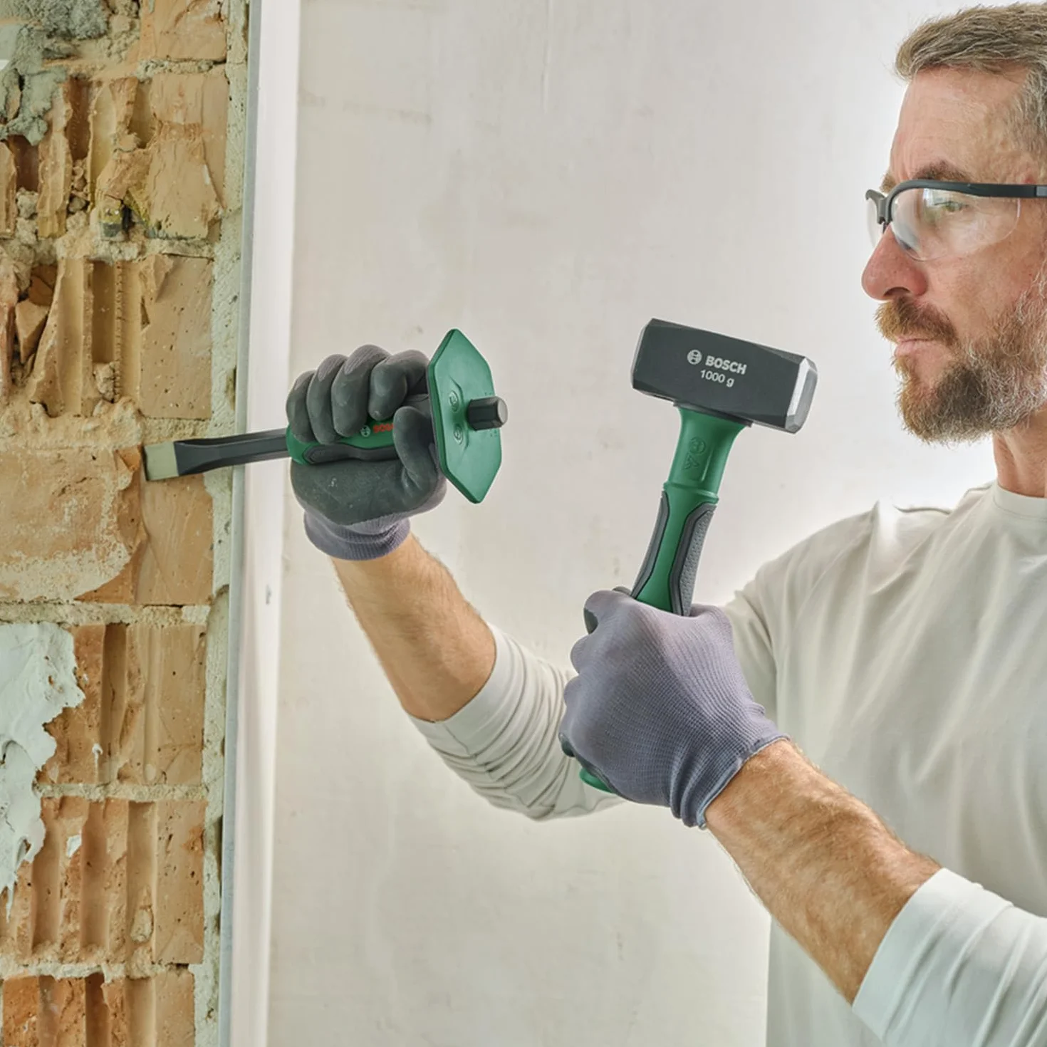 Bosch dłuto płaskie do kamienia 22–250 mm (dwukrotnie hartowane ostrze do wymagających zadań, klinga ze stali chromowo-wanadowej, komfortowa miękka rękojeść Softgrip z osłoną dłoni)