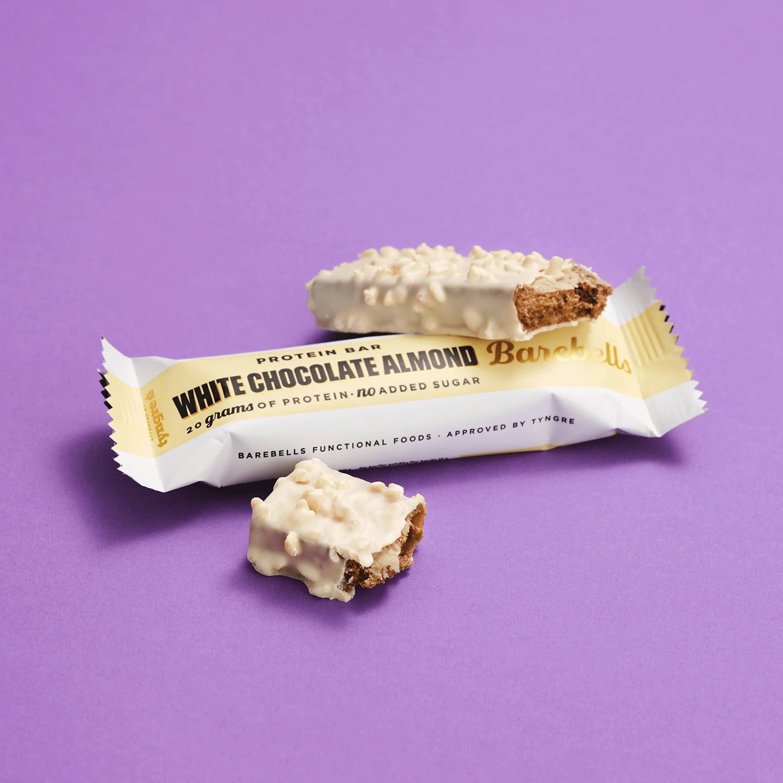 Barebells White Chocolate Almond Batoniki proteinowe, 20 g białka, niskowęglowodanowe, czekoladowe, po treningu, przekąski niskokaloryczne, 12 x 55 g