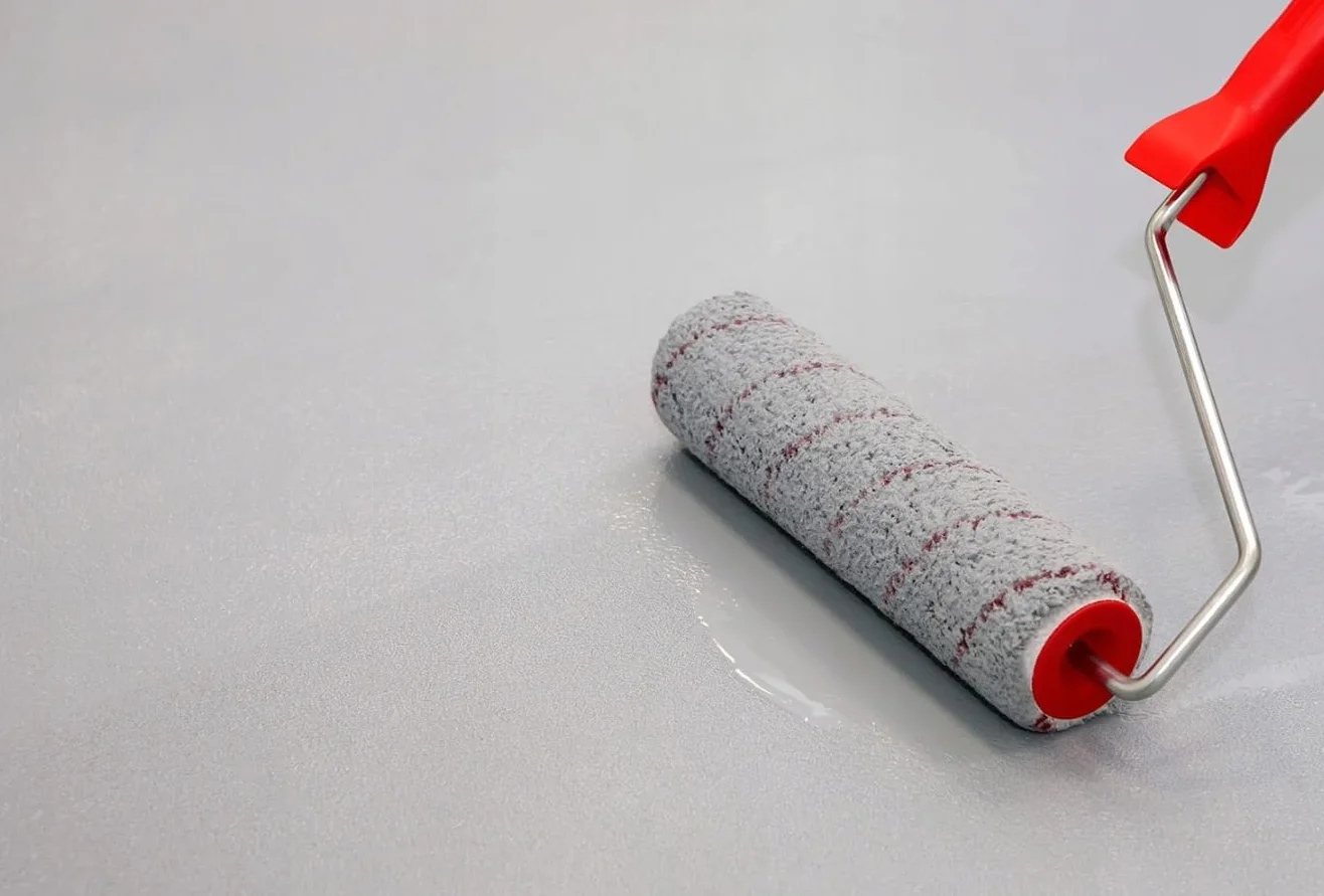 Swiss Tech Posadzka Epoksydowa do Betonu 24 m² RAL 7001 – 2K Żywica Epoksydowa na Podłogi Garaż, Piwnica, Warsztat – Bardzo Wysoka Odporność, Połysk, Niski VOC, 3,8 KG