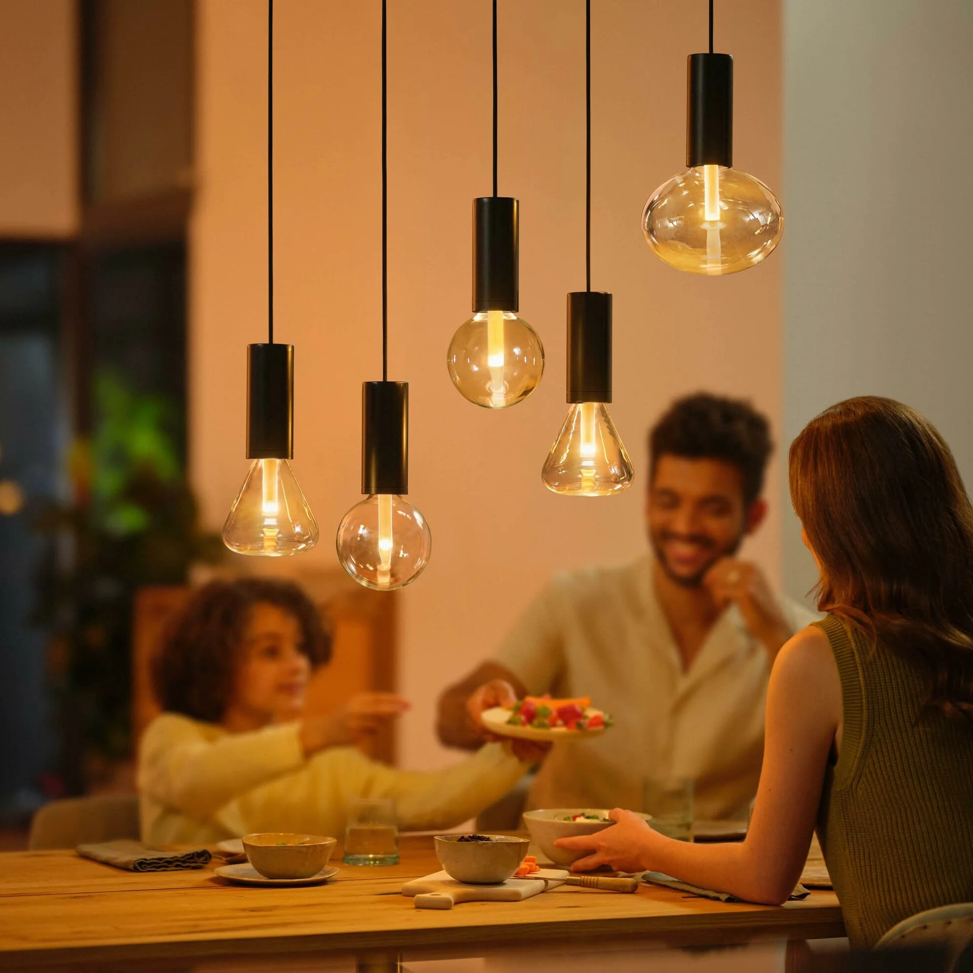 Philips Hue Black Cord LG E27 EU