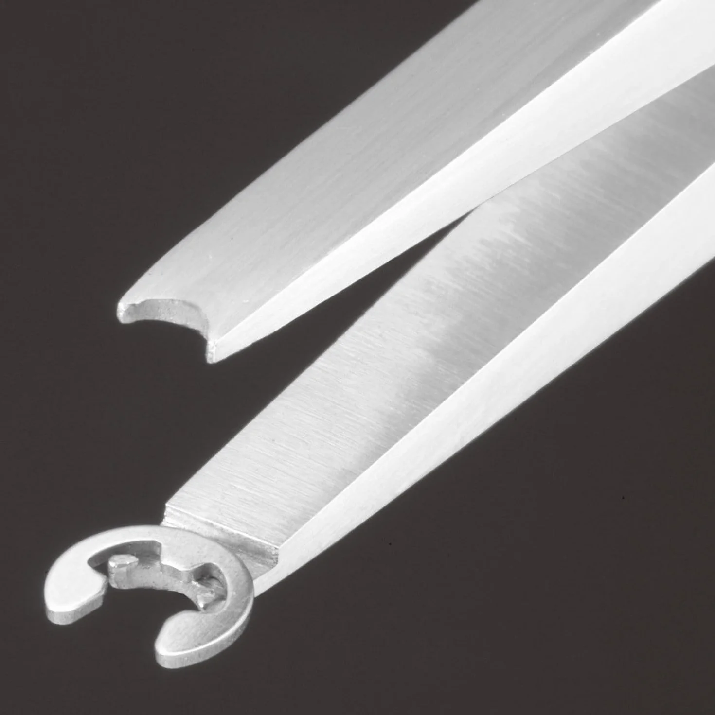 Szczypce e-Ring z namagnesowanymi końcówkami. ENGINEER pz-02, zielone
