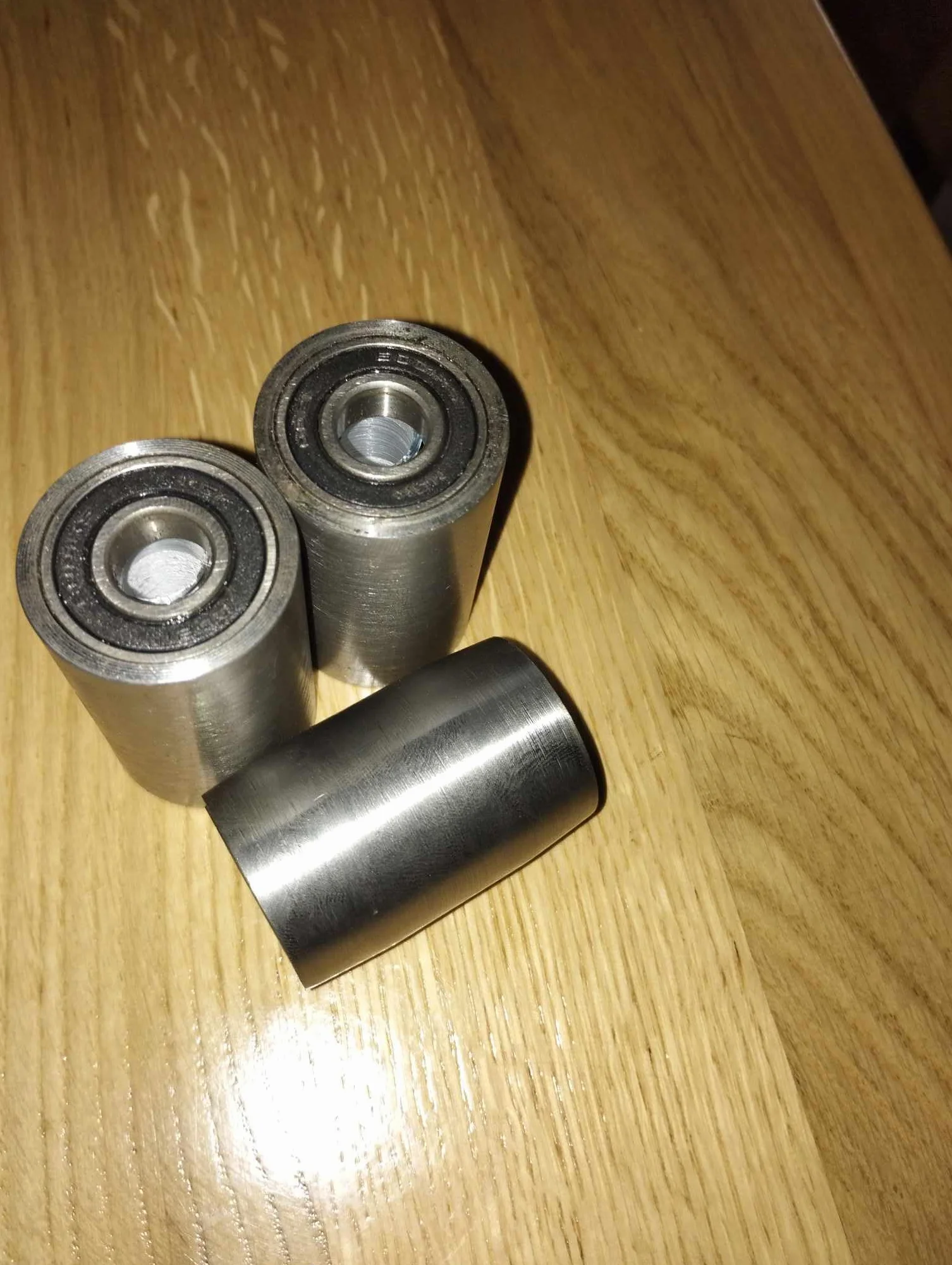Rolki do szlifierki taśmowej, Belt sander rollers, set of 3, 100 mm belt, S235 steel, polished, adjustable, mounting on pins or M12 screws