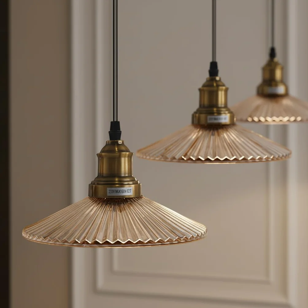 Długi żyrandol 3 światła żebrowany szklany sufit wisząca lampa wisząca | Nowoczesne wiszące lampy sufitowe z mosiądzu | odcienie 21 cm i regulowane kable 95 cm | do willi salonu przedsionka schodów
