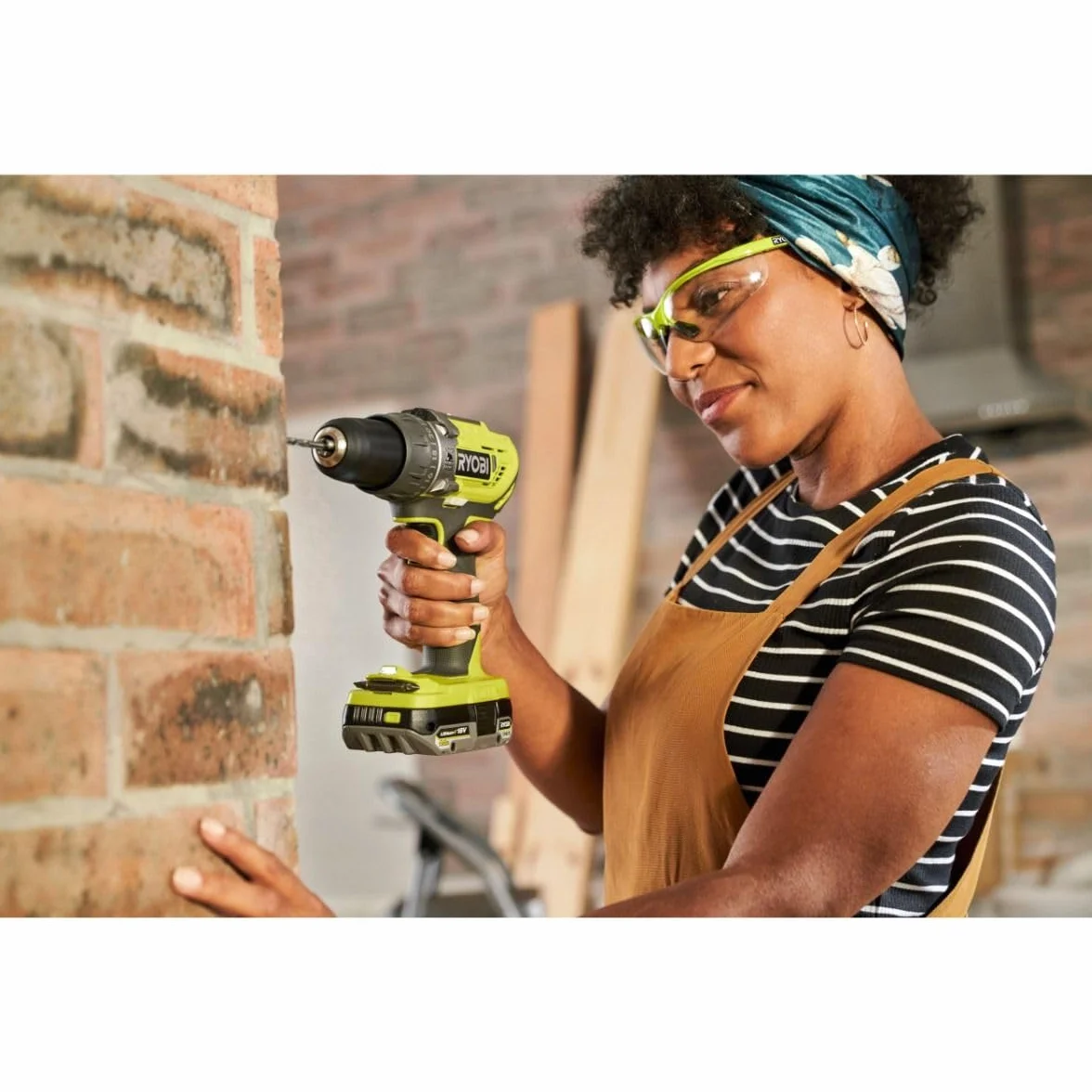 Ryobi R18PD3-220T 5133003885 Wiertarko-Wkrętarka Udarowa 18V, Moment Obrotowy 50 Nm, 2 Baterie Li+ 2,0 Ah, Ładowarka 1,5A, Toolbox