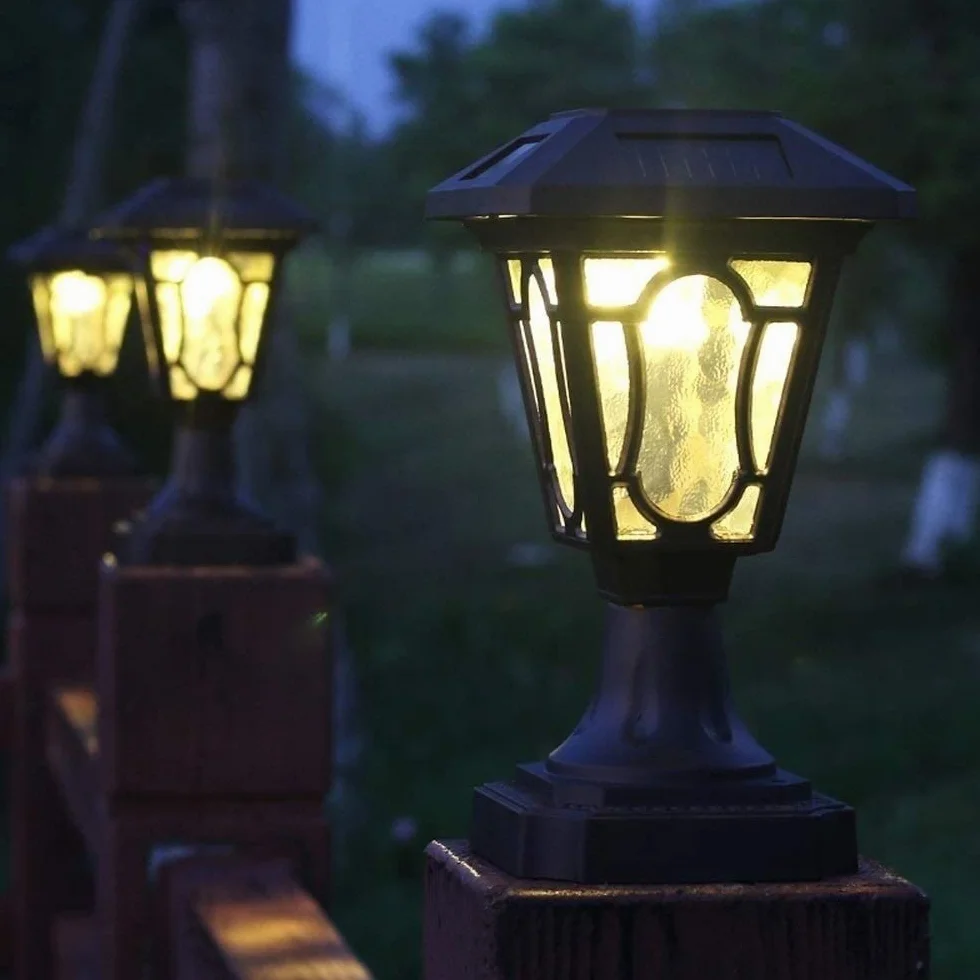 Światła słupkowe zewnętrzne oświetlenie ogrodowe oświetlenie tarasu vintage kolumna solarna reflektor wodoodporna ściana ogrodowa zewnętrzna LED jasne oświetlenie ścienne europejski ogród