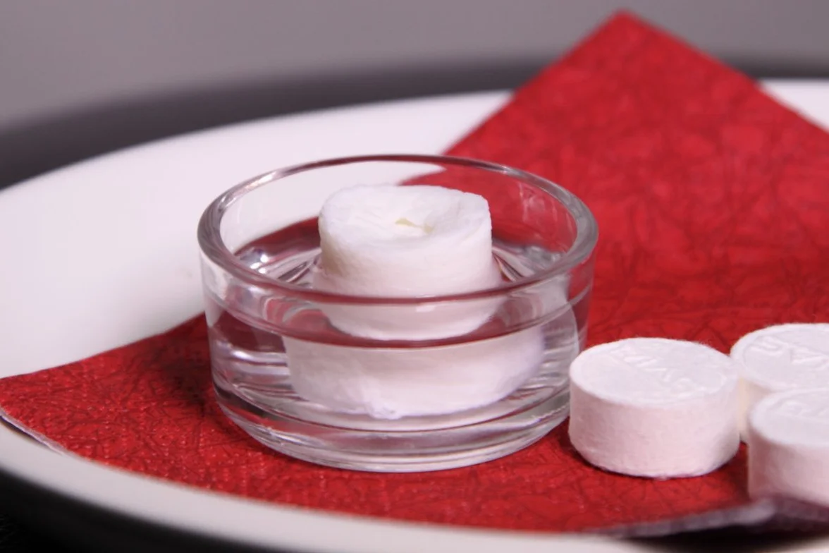 Rias oryginalne suche ściereczki w formie tabletek, 100% biodegradowalne, sprasowany mini ręcznik, ściereczka do naczyń, chłonne i miękkie - ręczniczek do czyszczenia, odświeżający, 100 szt.