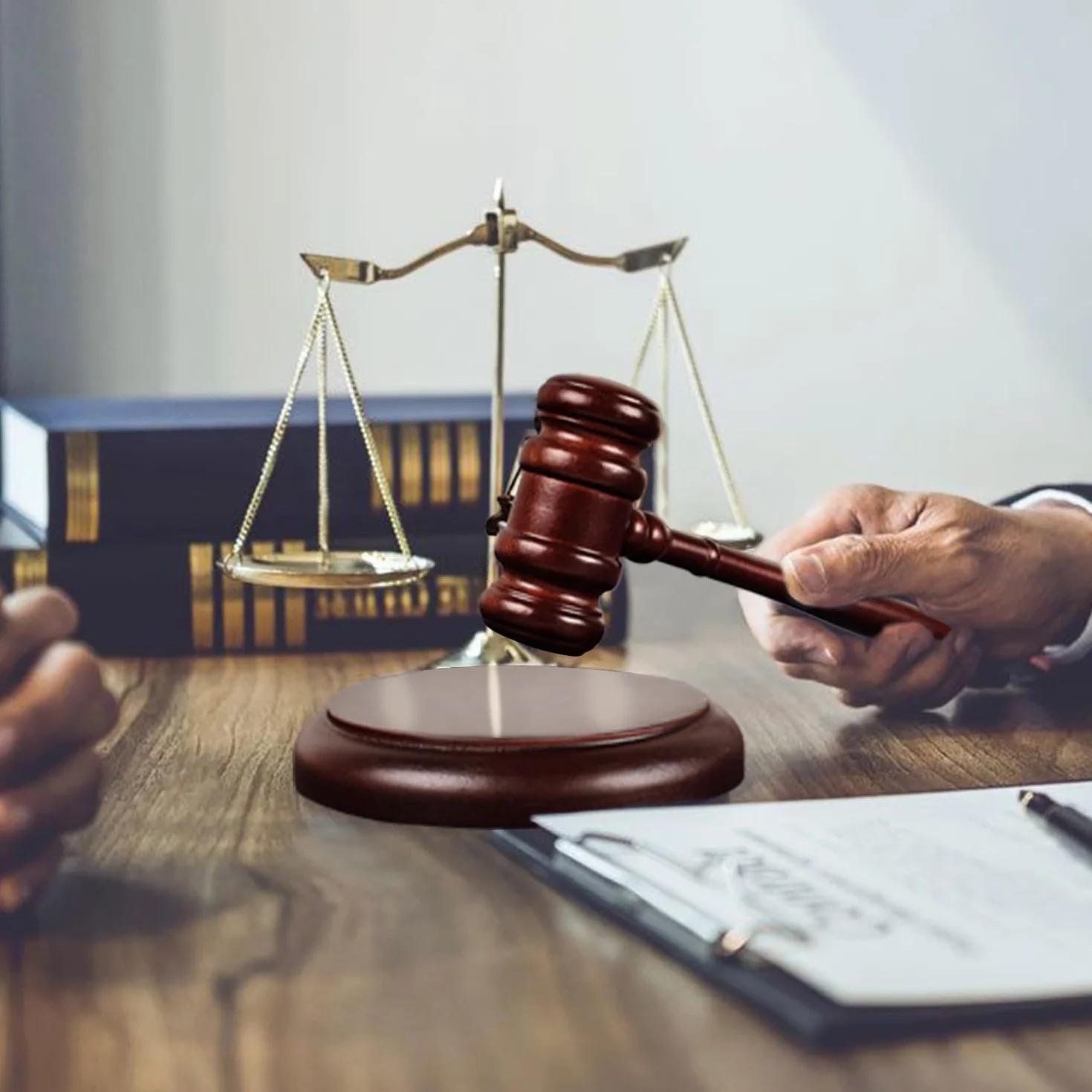 Drewniany młot aukcyjny zestaw młotka sędziego i blok rezonansowy, wysokiej jakości drewniany gavel, idealny dla prawników, sędziów, sprzedaży aukcyjnej, spotkania, biznesu, studentów, gier