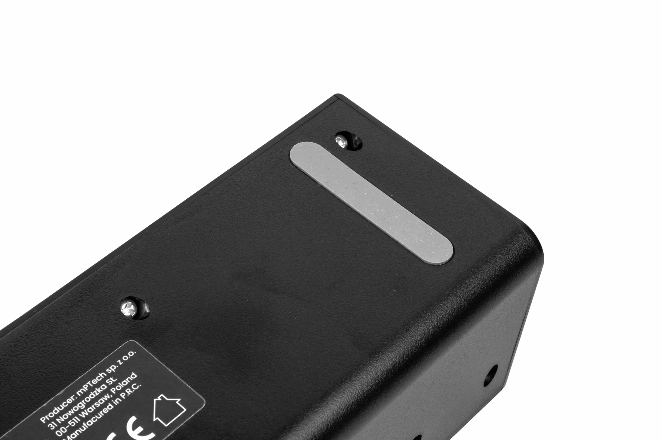 Listwa zasilająca z 4 gniazdami Schuko, 4 porty USB (2 × USB-C i 2 × USB-A), lampka nocna LED, ochrona przed przepięciem, 3680 W, gniazdo wielokrotne z przełącznikiem, możliwość montażu na