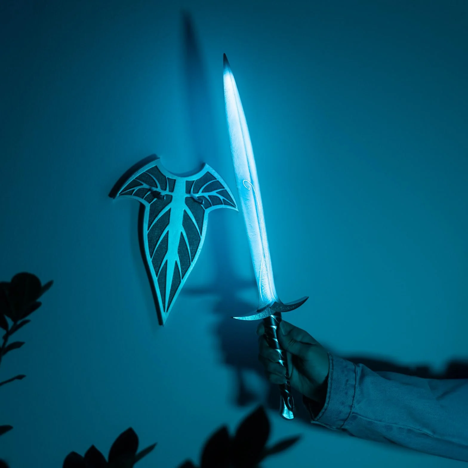 Grupo Erik Battery Lamp - The Lord Of The Rings Gifts | Rechargeable Lamp Wall, Mood Light Blue, Gaming Light | Stranger Things Gifts, Cool Room Decor, Halloween Lights
