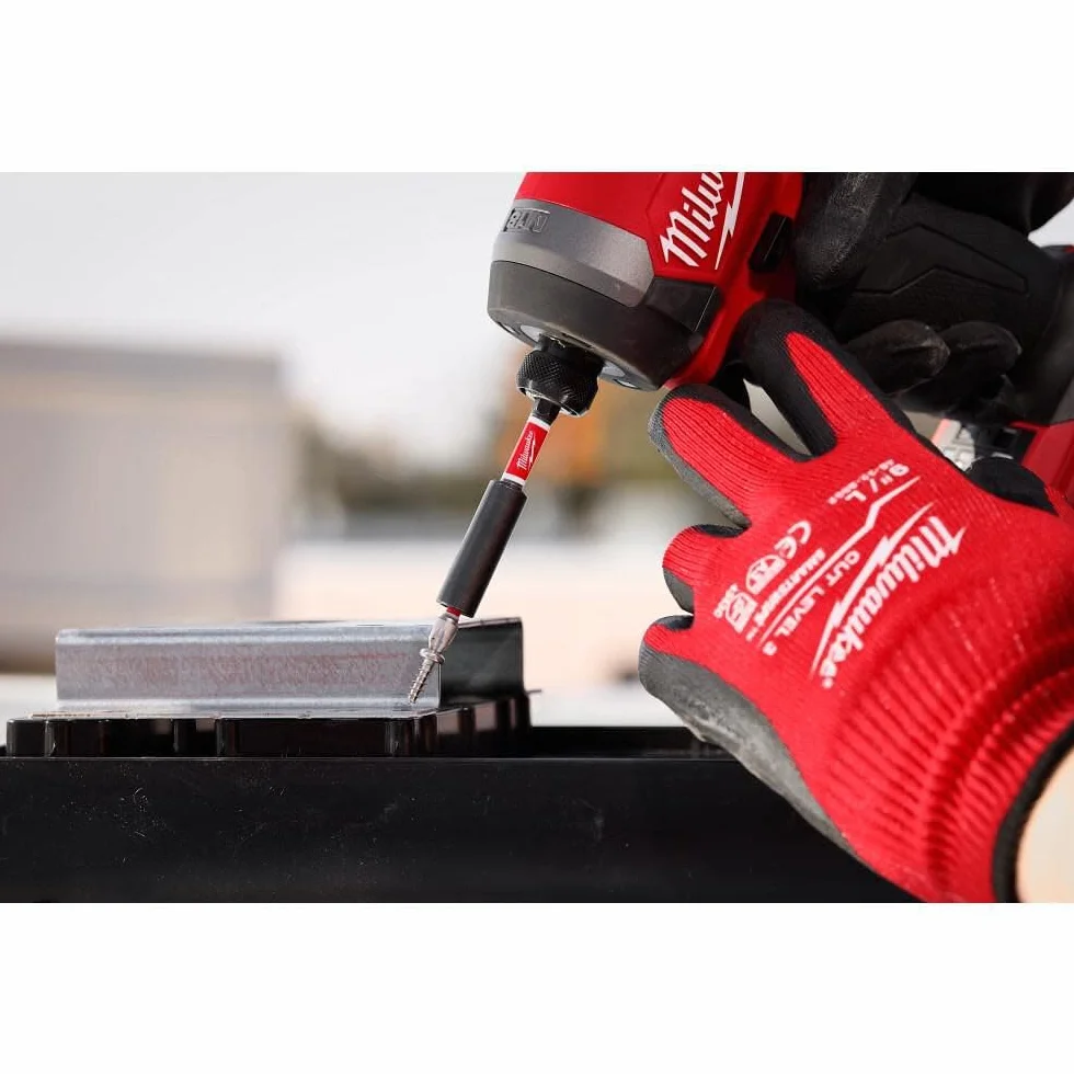 Milwaukee 48-32-4502 Shockwave Impact Duty 1/4 cala sześciokątny chwyt magnetyczny 6 cm uchwyt na końcówki bitowej