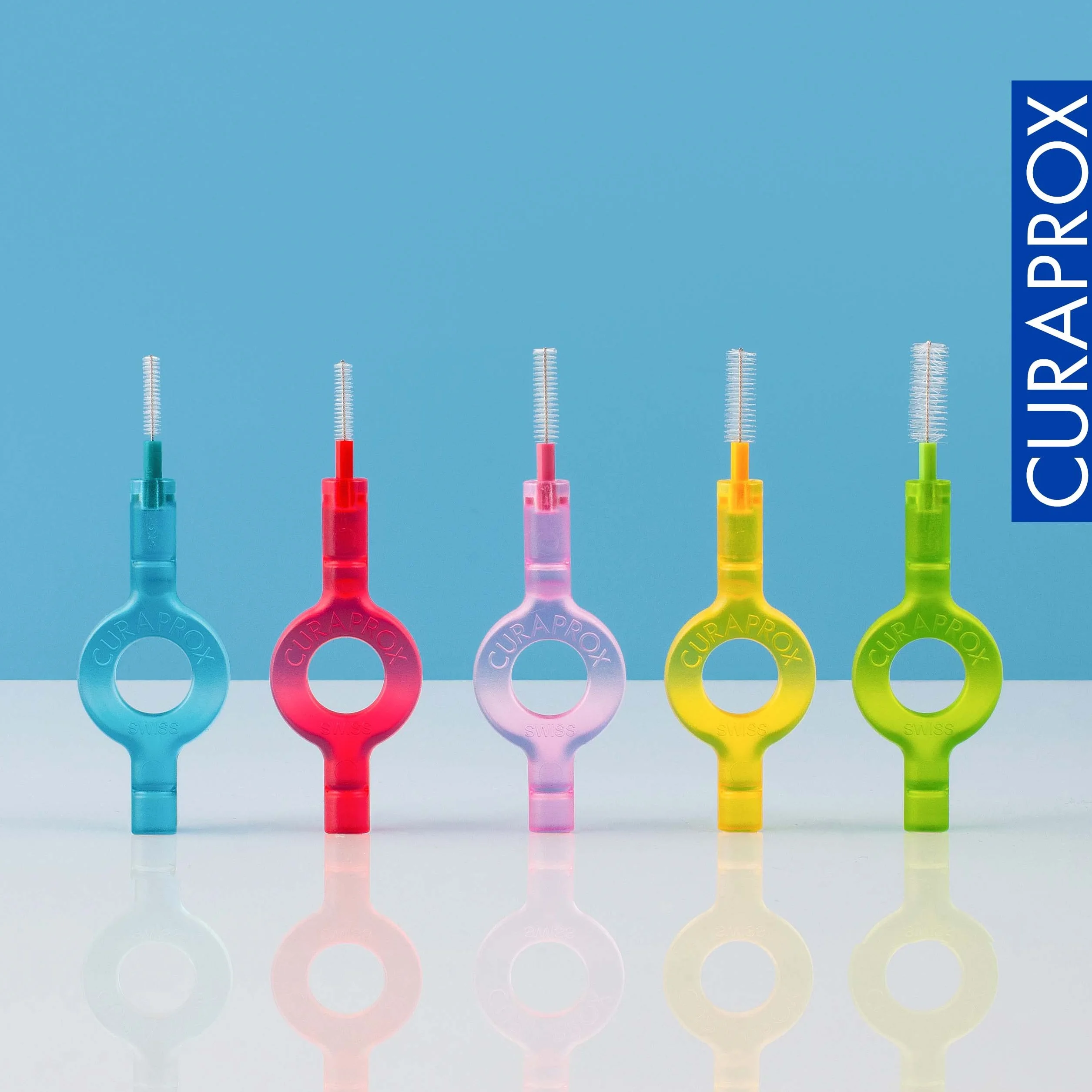 Curaprox Wkłady do szczoteczek międzyzębowych CPS 07 Prime-ISO Rozmiar 1, Czerwony/ultracienkie włókna do skutecznego czyszczenia szczelin / 8-Pack/Made in Switzerland/Niemieckie opakowania