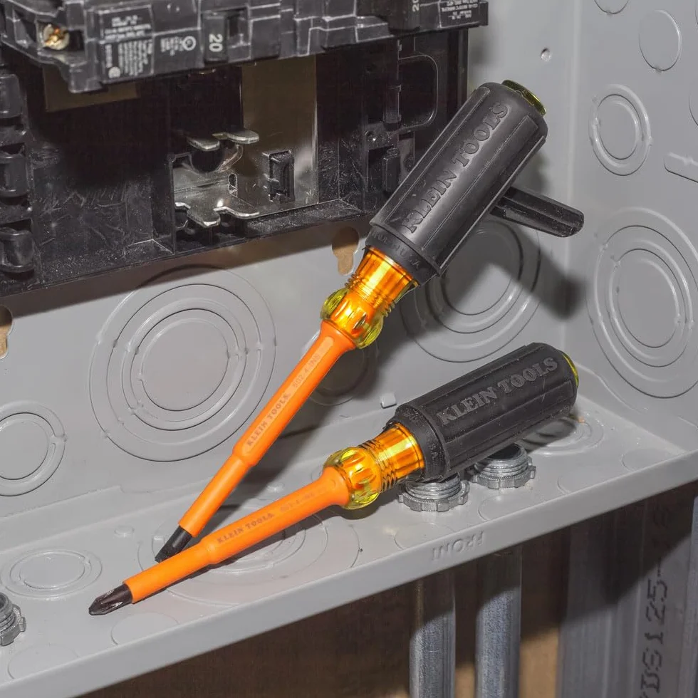 KLEIN TOOLS 2-częściowy zestaw 10 cm izolowanych śrubokrętów Klein Tools 33532-INS
