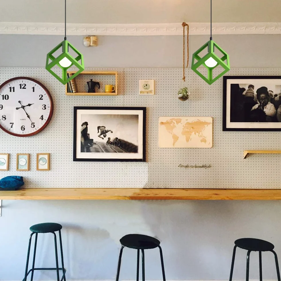 iDEGU Zestaw 2 nowoczesnych lamp wiszących, żyrandol, kształt sześcianu, geometryczny styl metalowy klosz lampy E27, wiszące oświetlenie do sypialni, salonu, restauracji - 16 cm, zielony