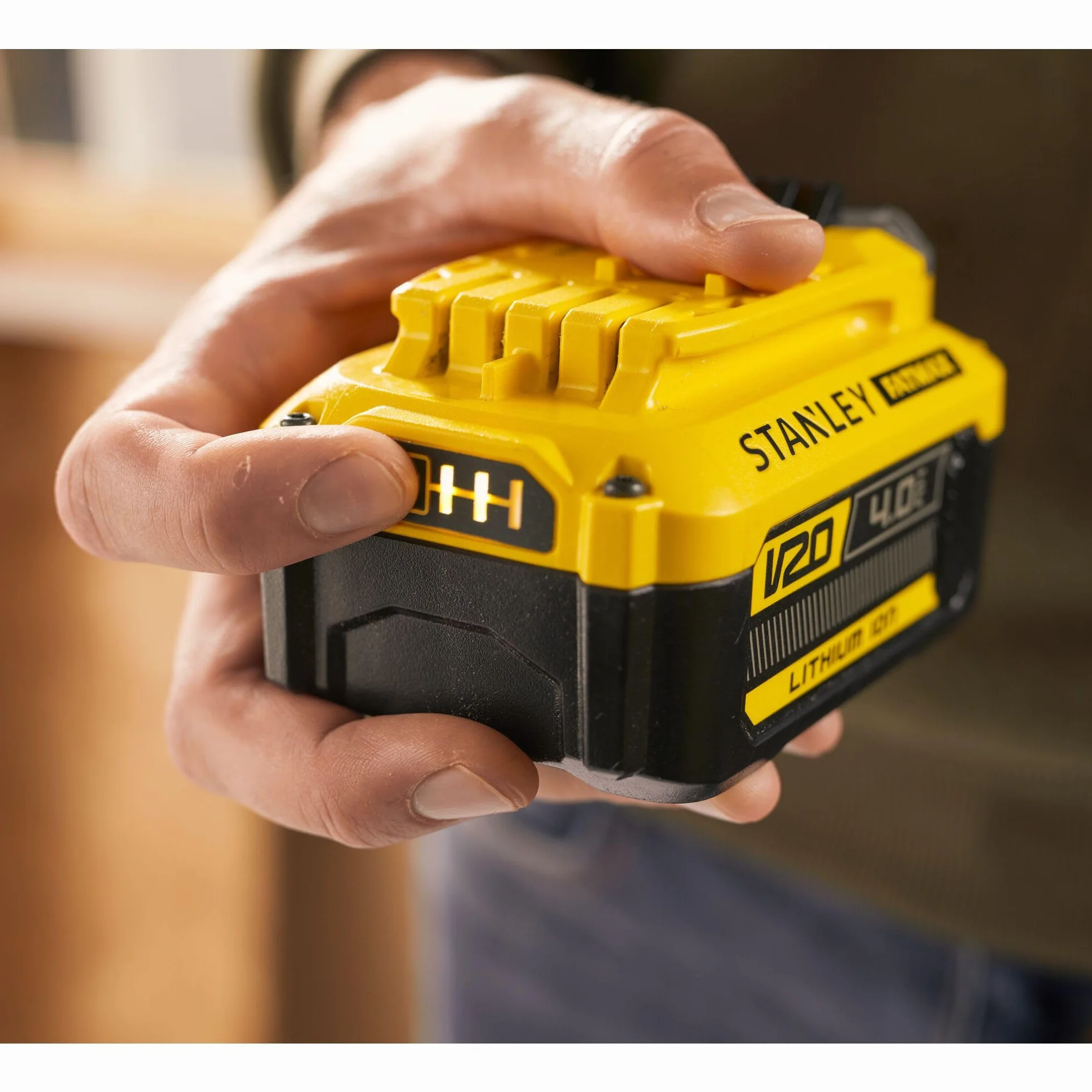 Stanley FatMax, Akumulator litowo-jonowy V20 4,0Ah, 18VSFMCB204-XJ