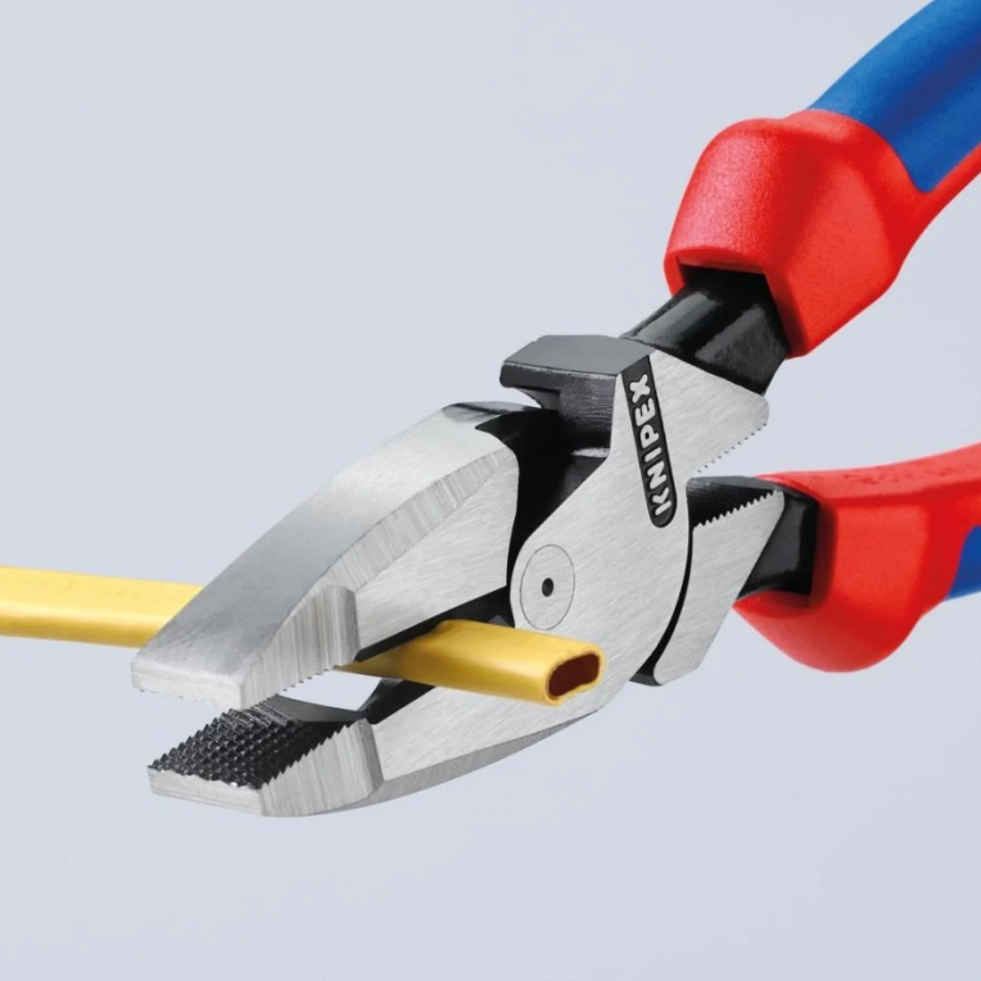 KNIPEX Szczypce uniwersalne o zwiększonym przełożeniu Lineman's" model amerykański w opakowaniu z zawieszką, 09 02 240 SB