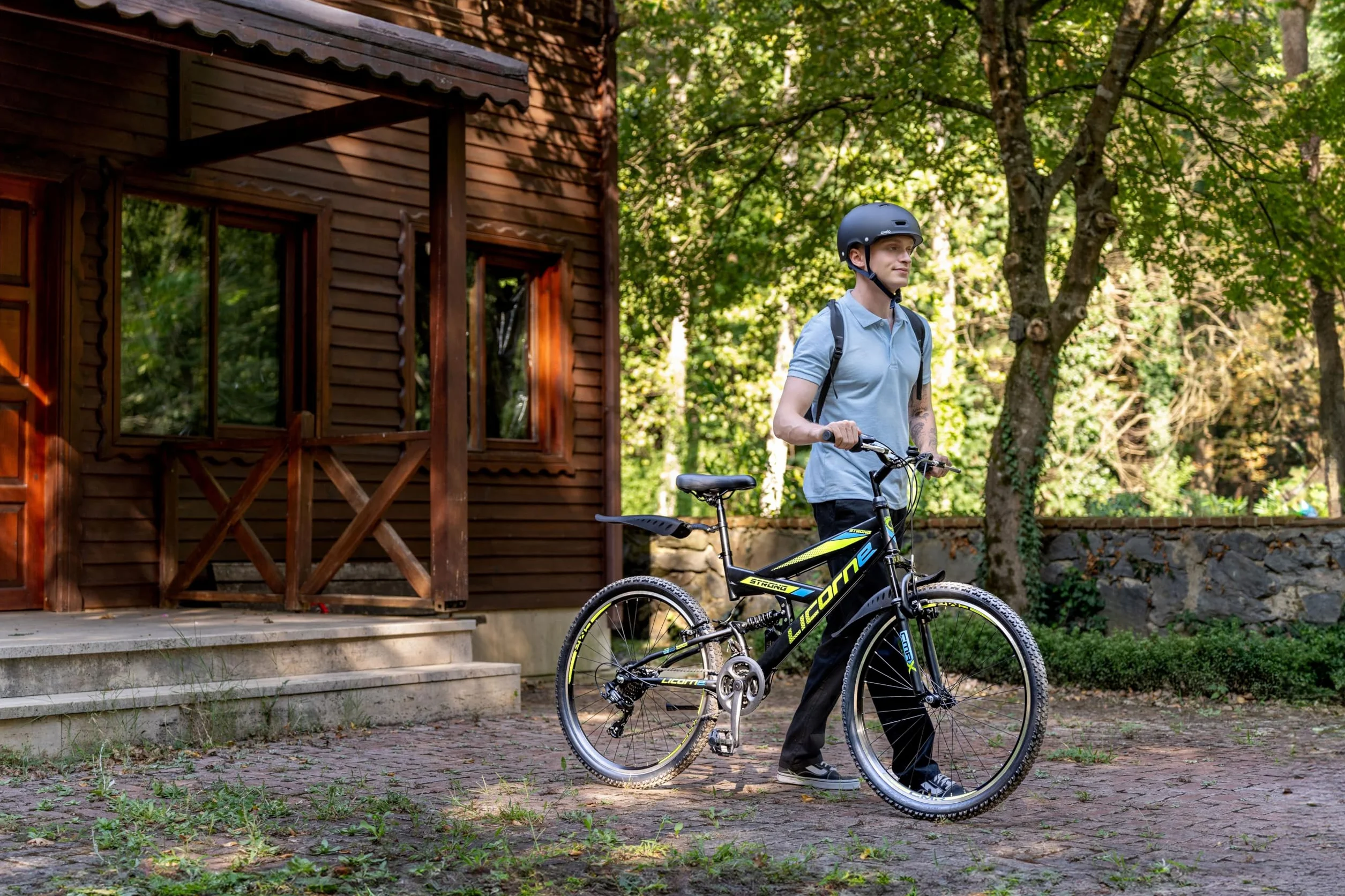 Licorne Bike Premium Strong V rower górski o średnicy 24 i 26", rower dla chłopców, dziewcząt, kobiet i mężczyzn, 21-biegowa przerzutka, pełne zawieszenie
