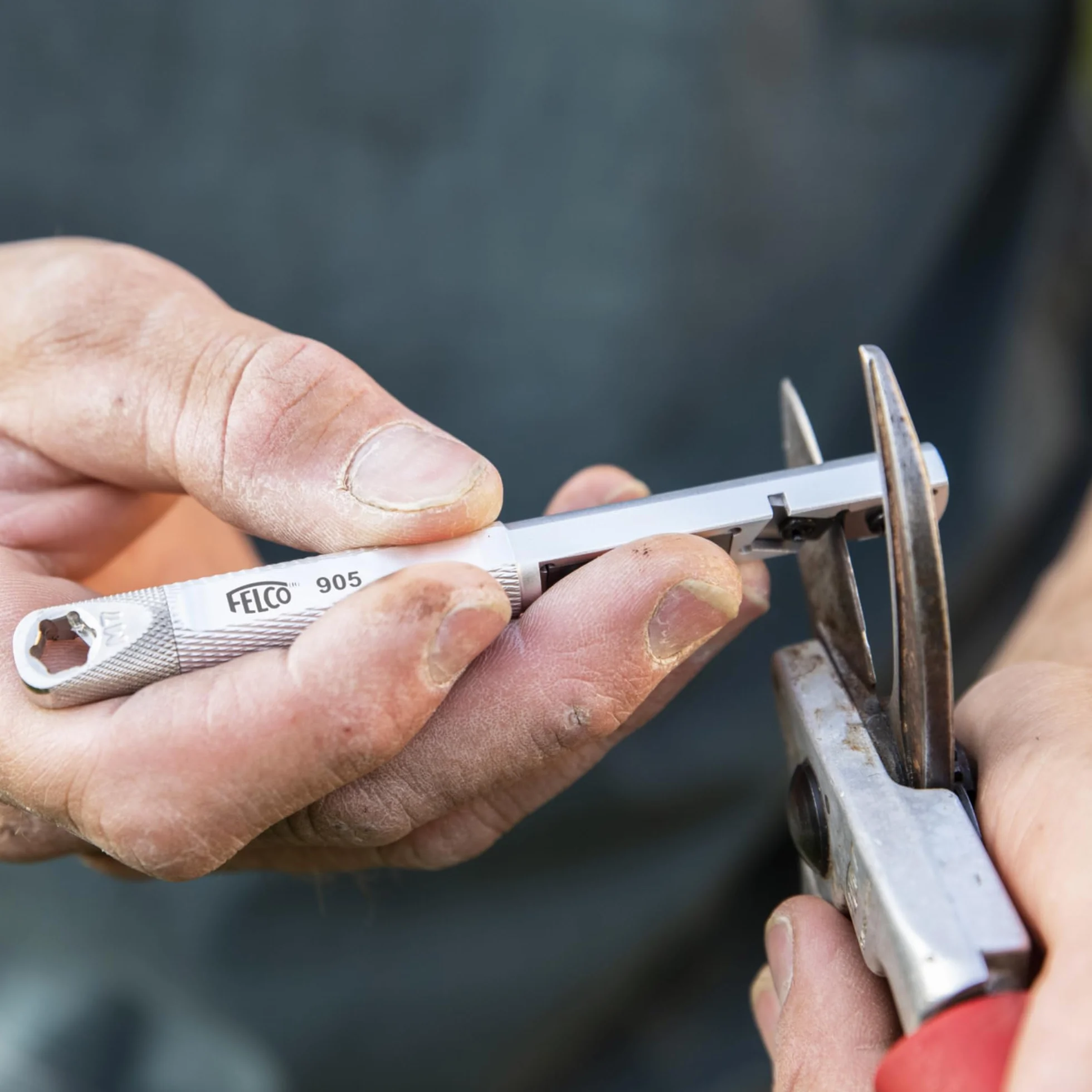 Felco FELCO905 ostrzałka modelowa - kamień węglikowy, biała