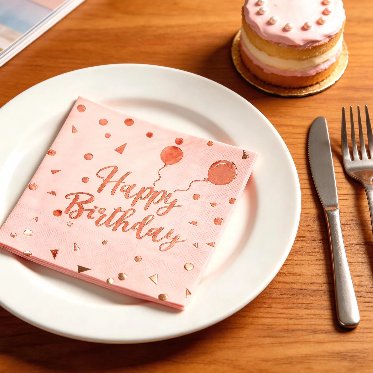 40 sztuk serwetek w kolorze różowym z napisem Happy Birthday, 33 x 33 cm, serwetki urodzinowe dla dzieci, kobiet dekoracja na urodziny, rocznicę, wieczór panieński i inne imprezy