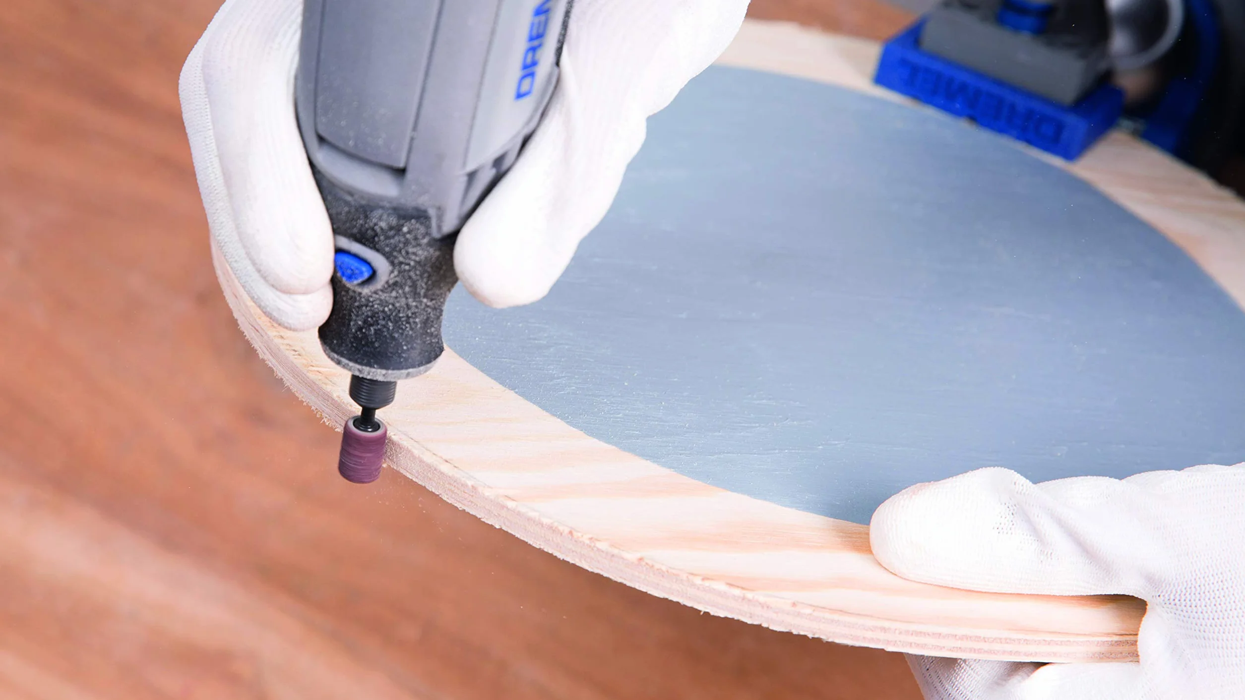 Dremel 431 taśmy szlifierskie w multiopakowaniu, 6 taśm szlifierskich (6,4 mm - ziarnistość 60) do piaskowania, kształtowania i wygładzania drewna i tworzyw sztucznych