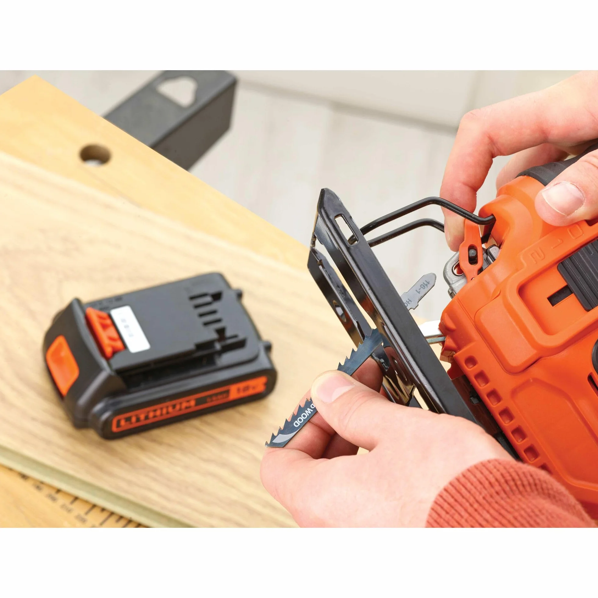 BLACK+DECKER Wyrzynarka akum., 18V, bez akum. i ład, BDCJS18N-XJ