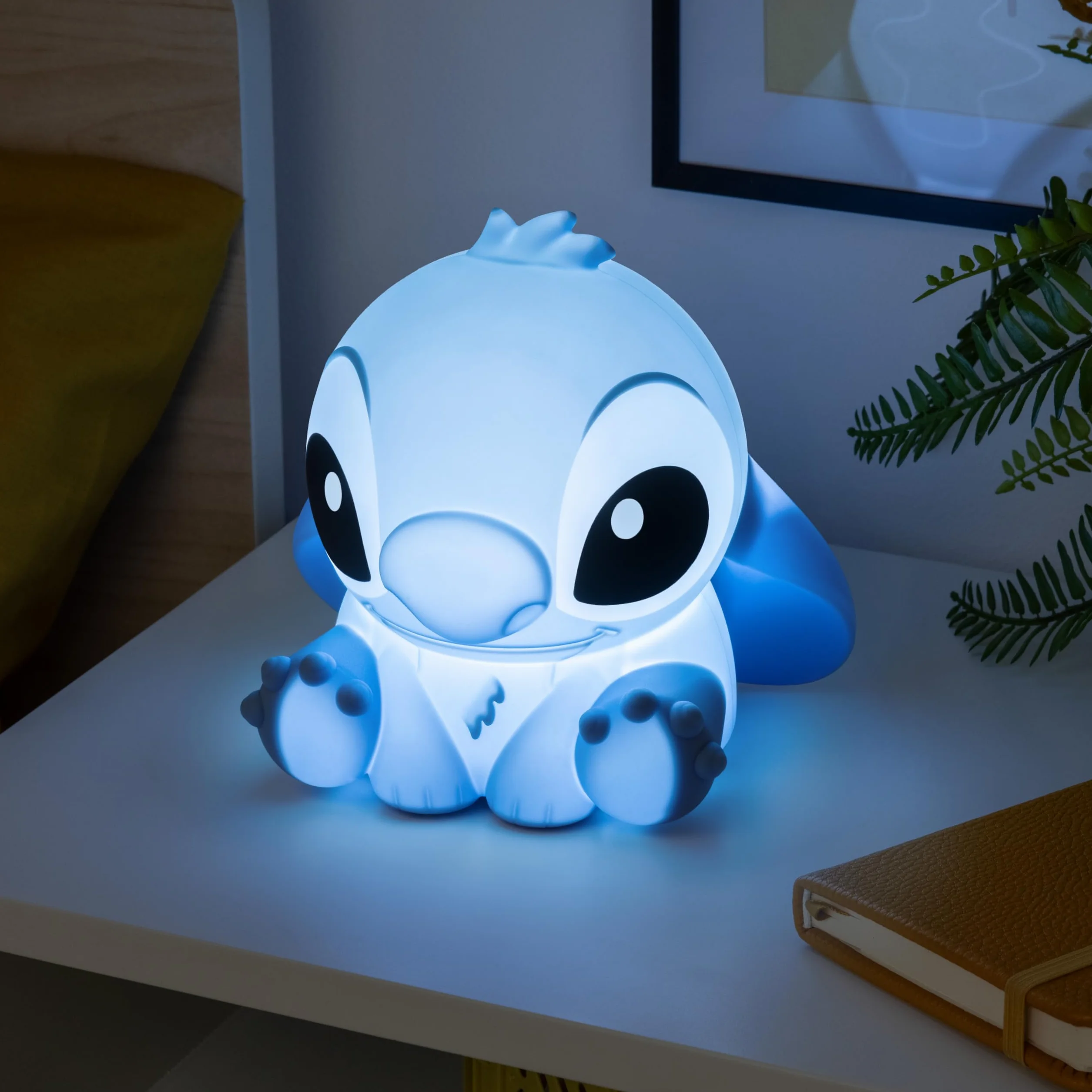 Stitch Squishy lampa – oficjalna licencja Disneya wolnostojąca lampa biurkowa, dekoracja pokoju gier i towar dla chłopców i dziewcząt, akcesorium prezentowe do pokoju zabaw i sypialni, Paladone