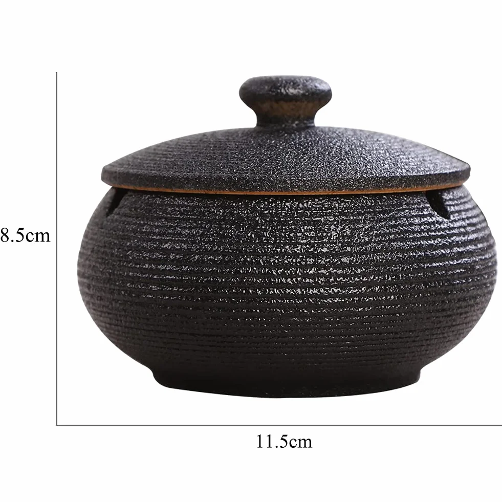 Panngu Popielniczka przeciwwiatrowa, czarna, ceramiczna retro, popielniczka z pokrywką, do użytku na zewnątrz, prosta, popielniczka do cygar, dekoracja domu i biura (11,5 x 8,5 cm)