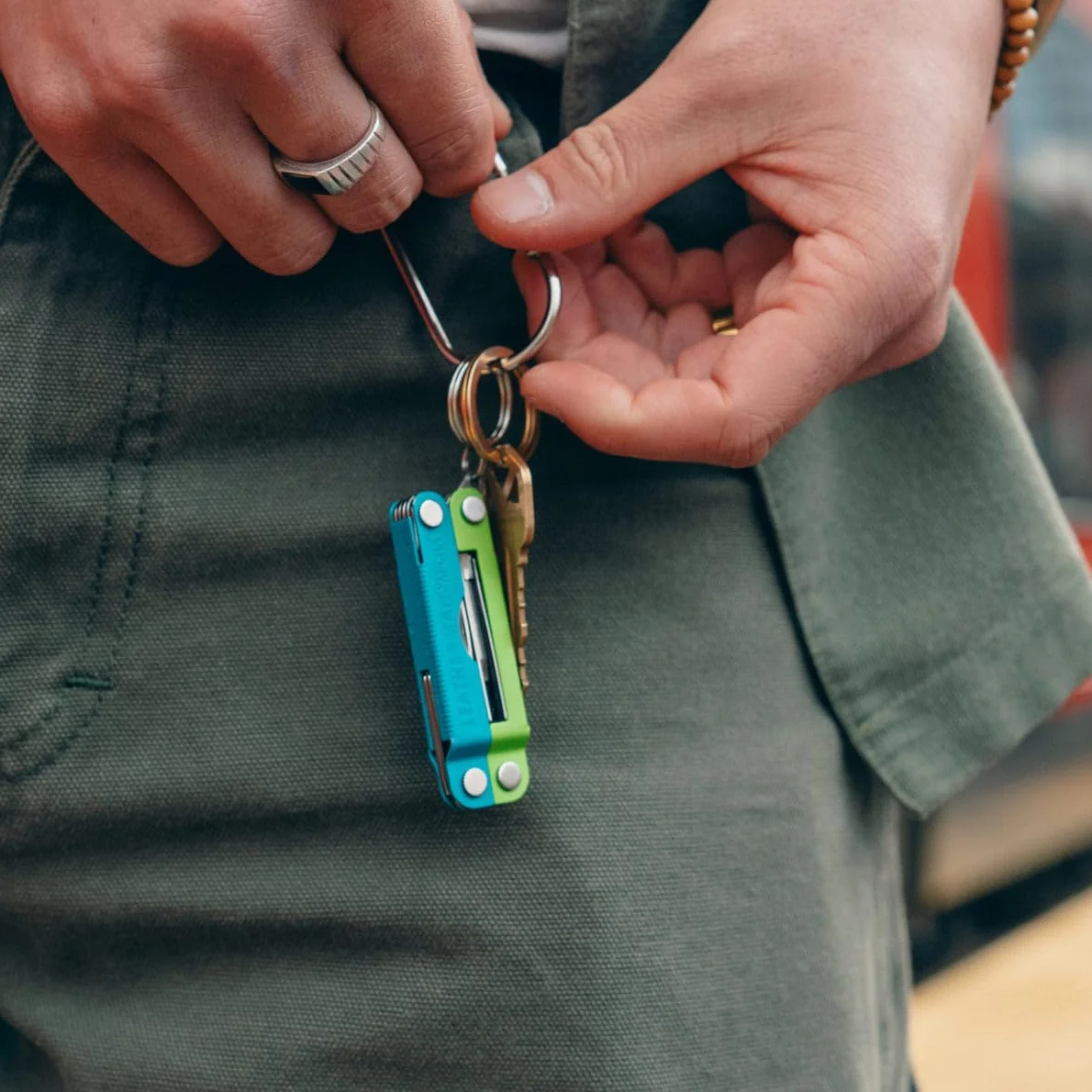 Leatherman Micra - Stalowe Narzędzie Wielofunkcyjne do Kluczy z Nożyczkami i 9 Narzędziami, Teal Twist