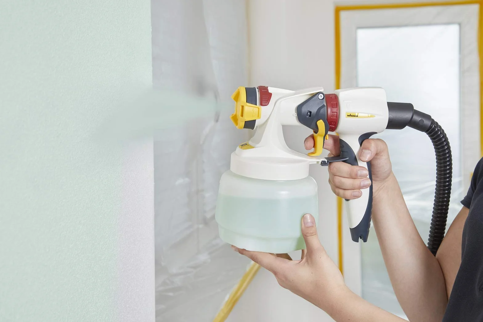 WAGNER System natryskowy W 450 do farb ściennych w pomieszczeniach, 15 m²-10 min, pojemnik 1300 ml, 460 W, wąż 1,8 m