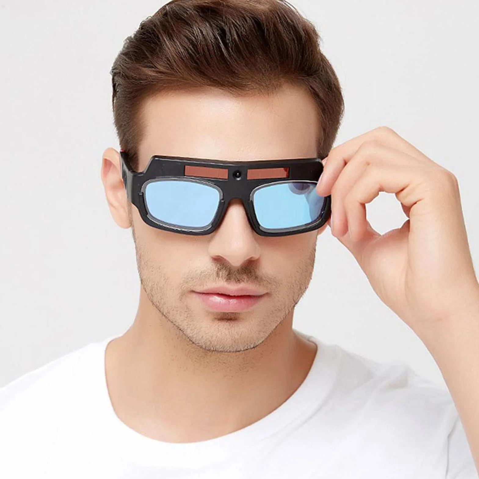 Automatyczne przyciemnianie gogle spawalnicze Solar Eye Safety, ochronne okulary PC z wysokoczułym detektorem, helm spawalniczy do lutowania i spawania