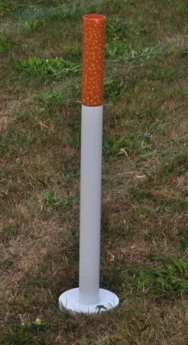 Popielniczka stojąca ze stojakiem Wysokość: 72 cm