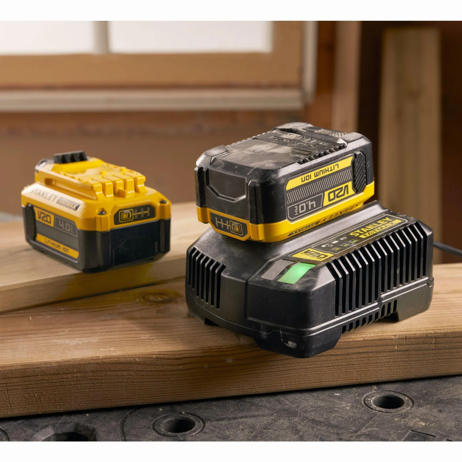 Stanley FatMax, Akumulator litowo-jonowy V20 4,0Ah, 18VSFMCB204-XJ