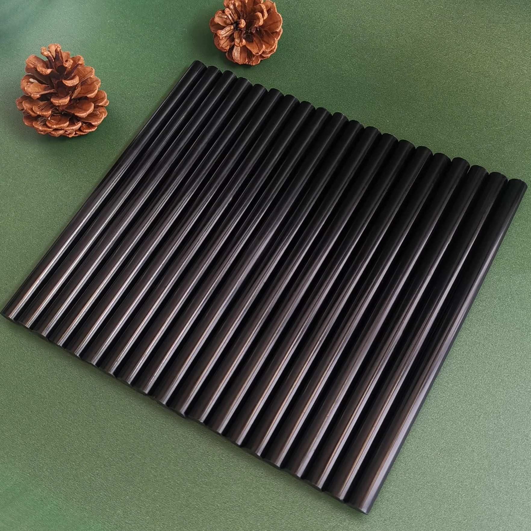 20 szt. kleju topliwego 200 mm x 11 mm, czarny klej do pistoletu do klejenia na gorąco