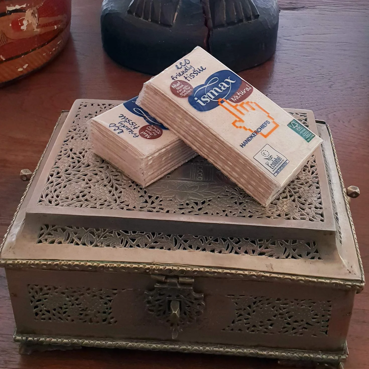 Uniwersalne chusteczki Pack 250 sztuk ekologicznego recyklingu - 3 warstwy Ekologiczne EXTRA XXL - NIE irytujące - Pudełko 25 sztuk 10 x 10 chusteczek
