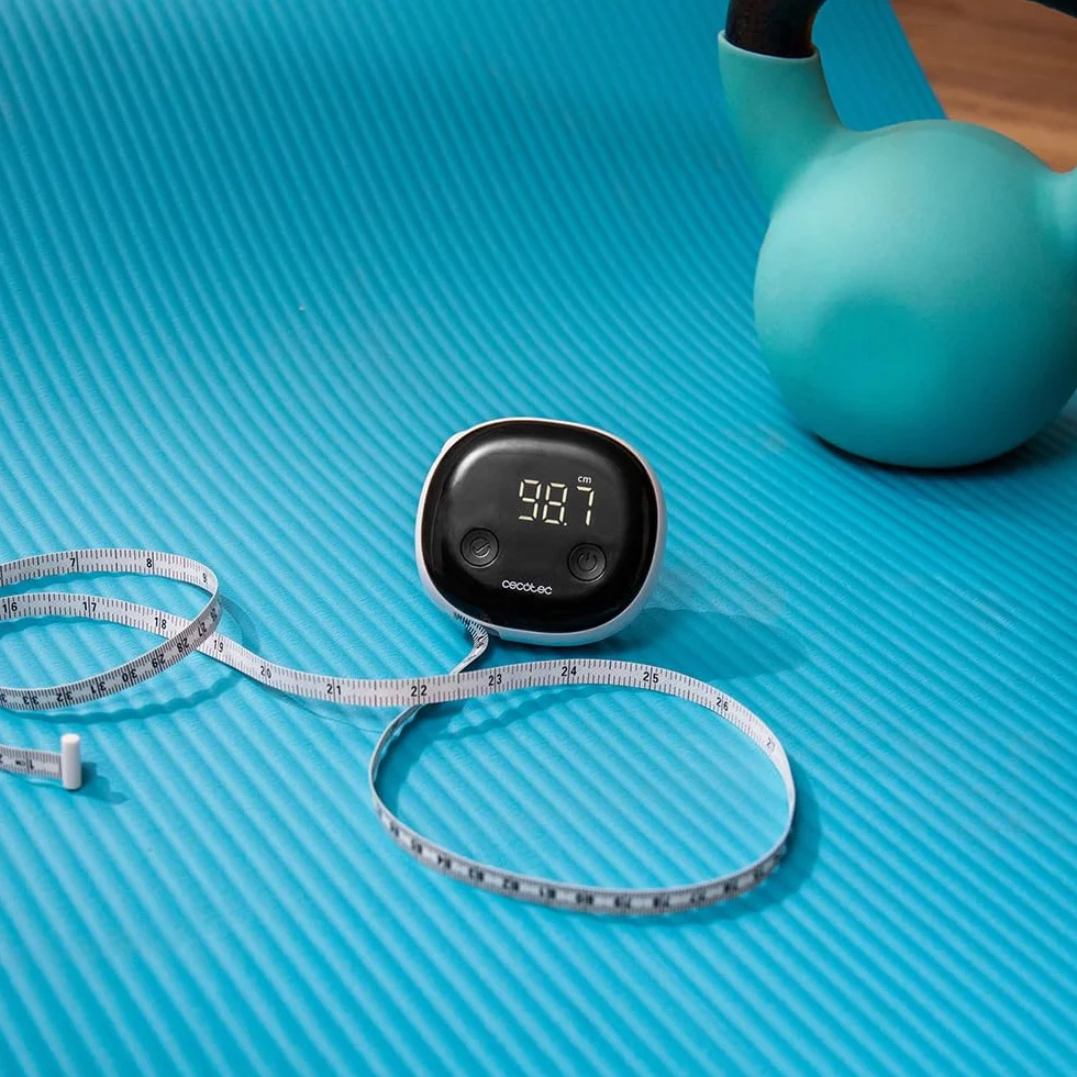 Cecotec Cyfrowa taśma miernicza z Bluetooth, wyświetlaczem LED i aplikacją Surface Precision Body. Monitoruj pomiary ciała, łatwo synchronizuj ze smartfonem, funkcją personalizacji